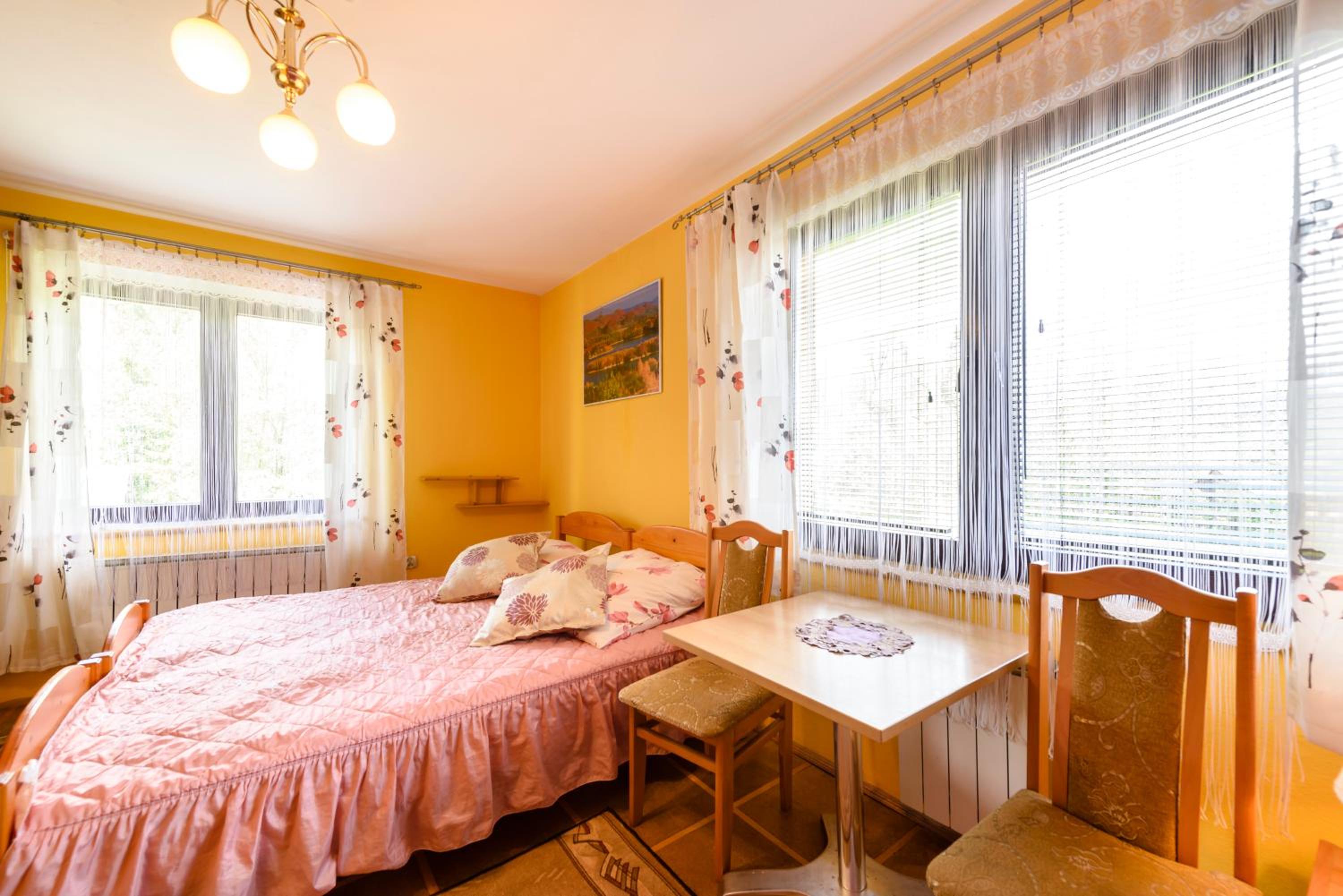 Large Double Room photo 3