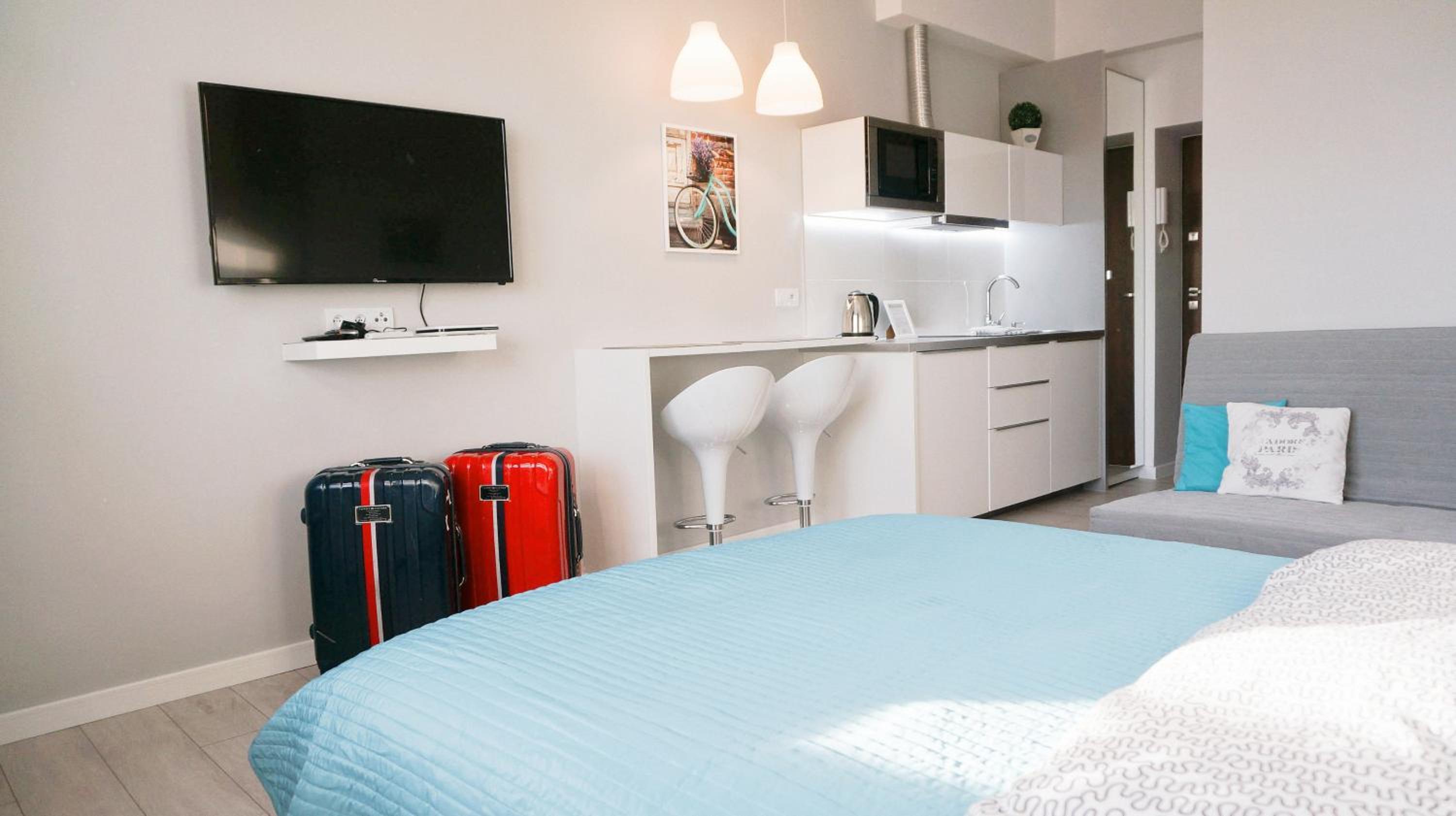 Studio Apartment - Photo 4