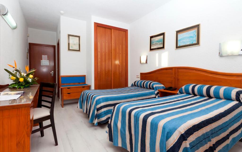 Habitación Doble o con Dos Camas