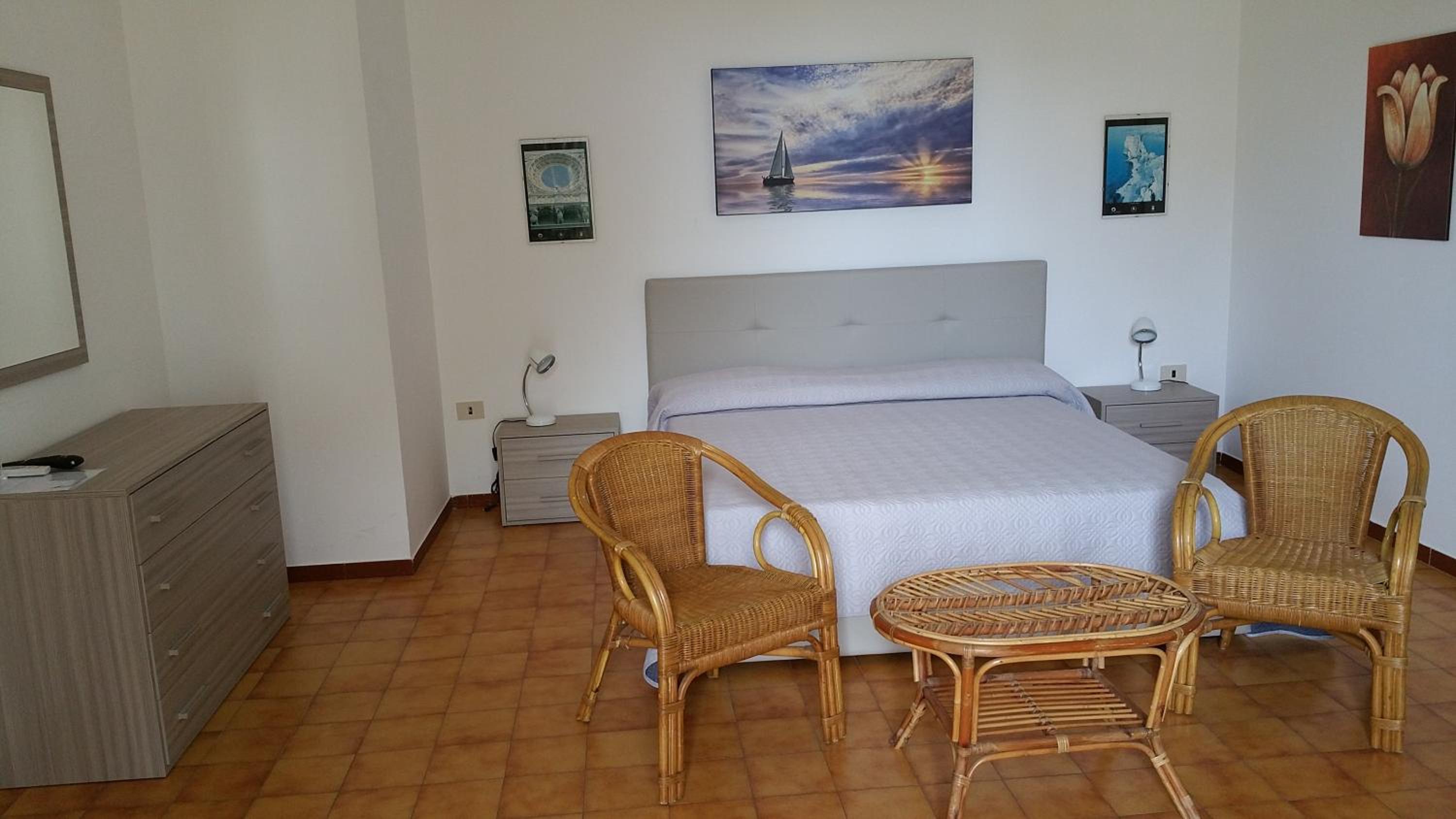Triple Room with Private Bathroom