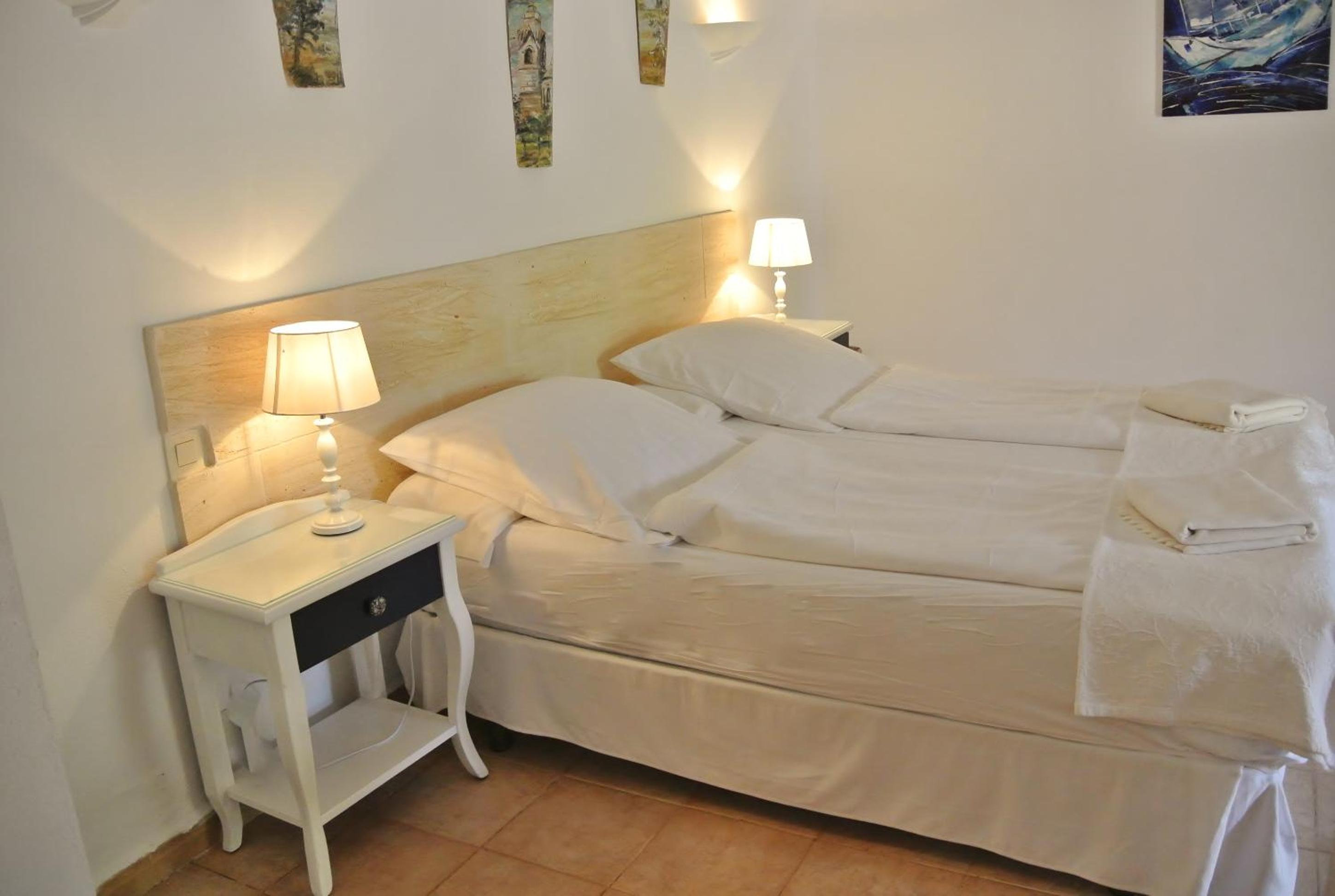 Deluxe Double Room photo 3