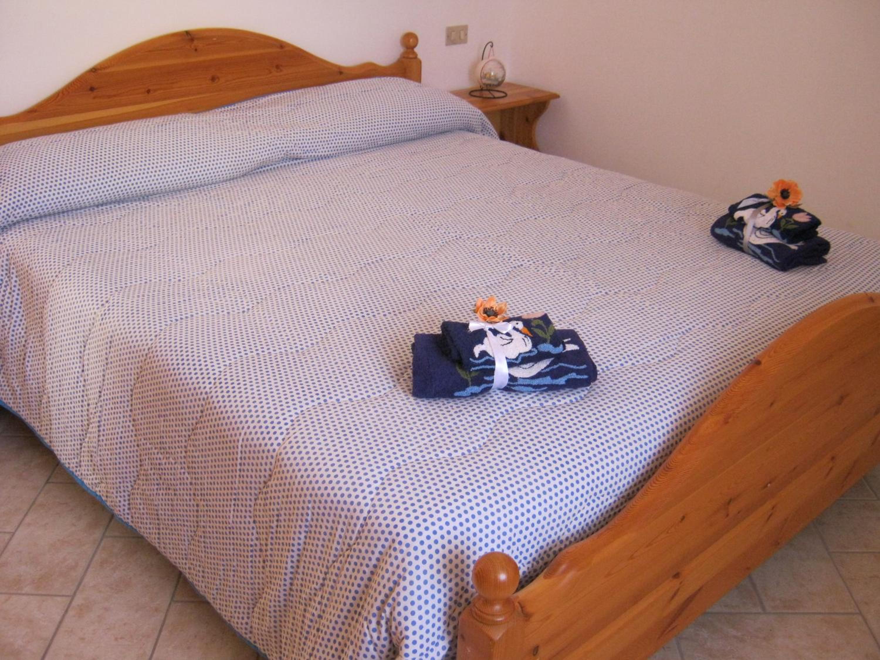 Quadruple Room with Private Bathroom - Photo 5