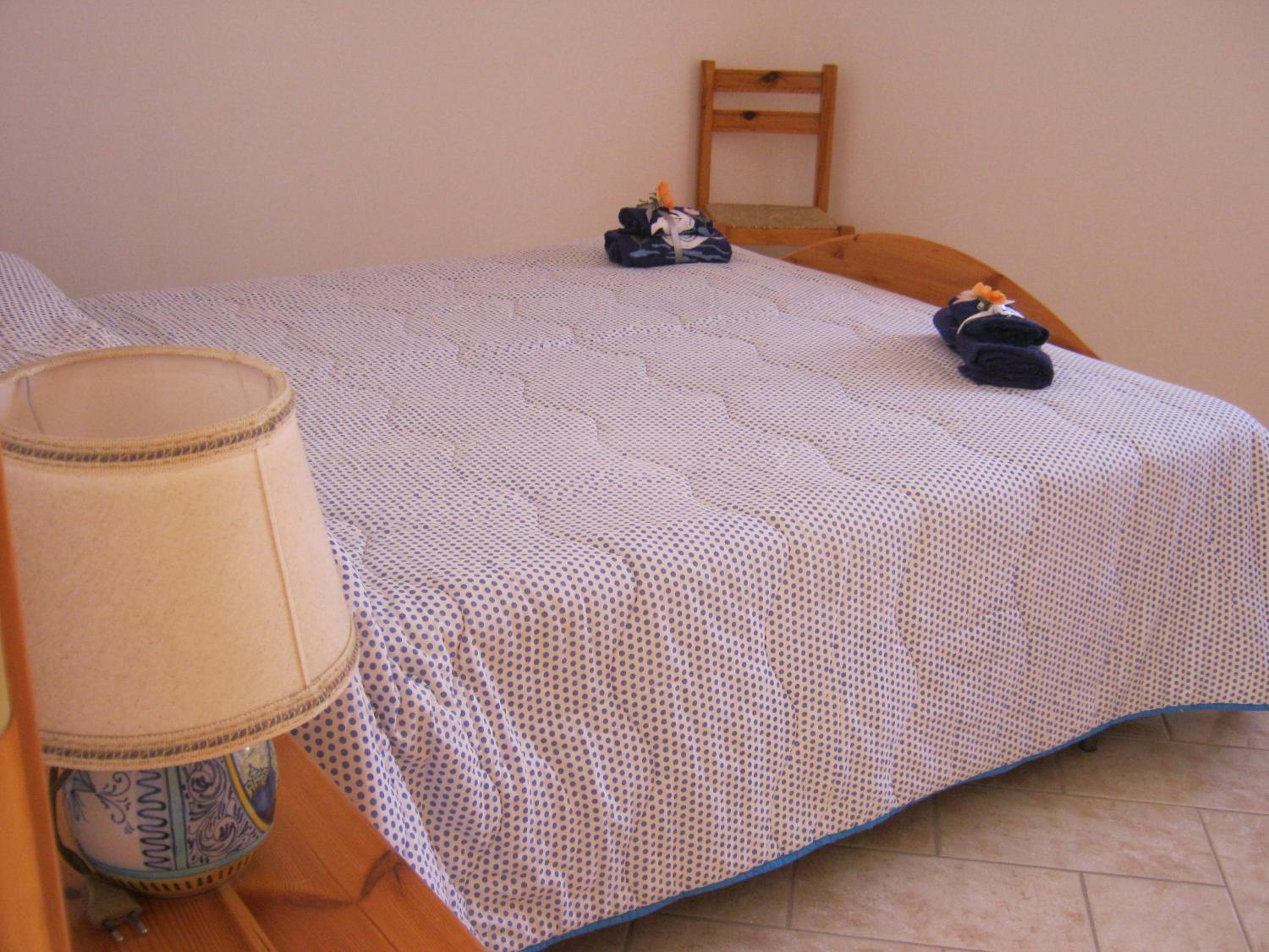 Quadruple Room with Private Bathroom - Photo 3
