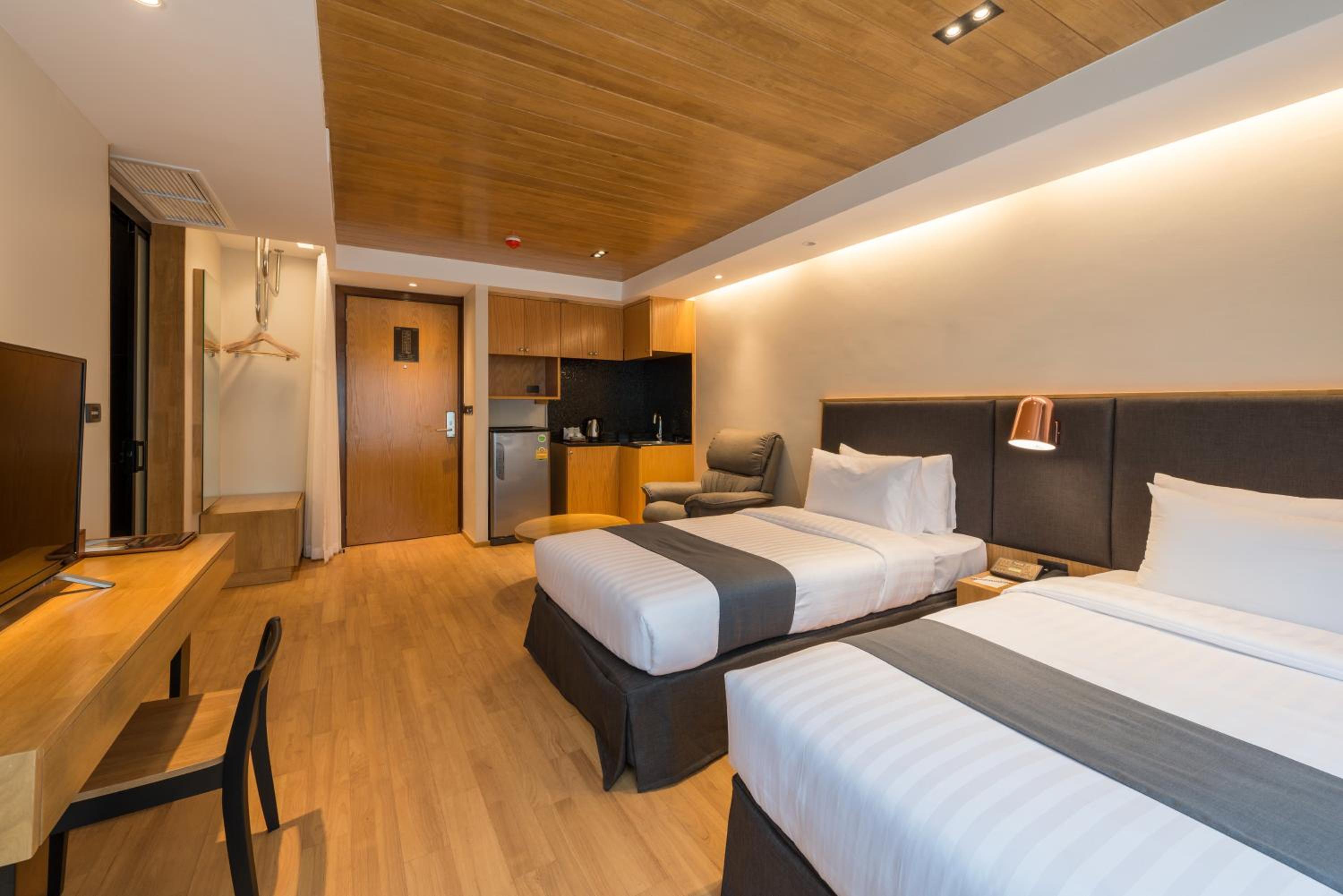 Deluxe Twin Room photo 3