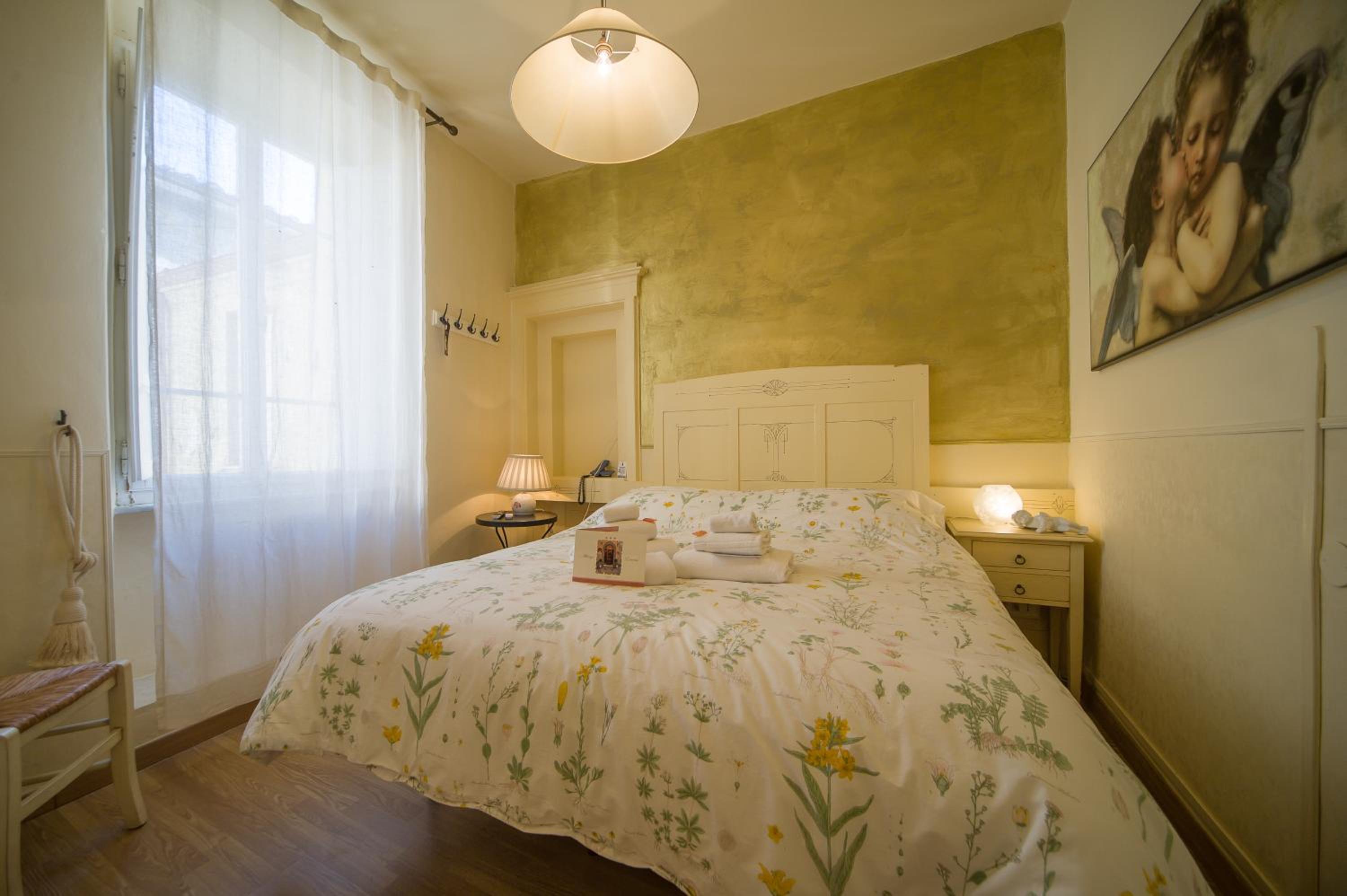 Standard Double Or Twin Room - Photo 14