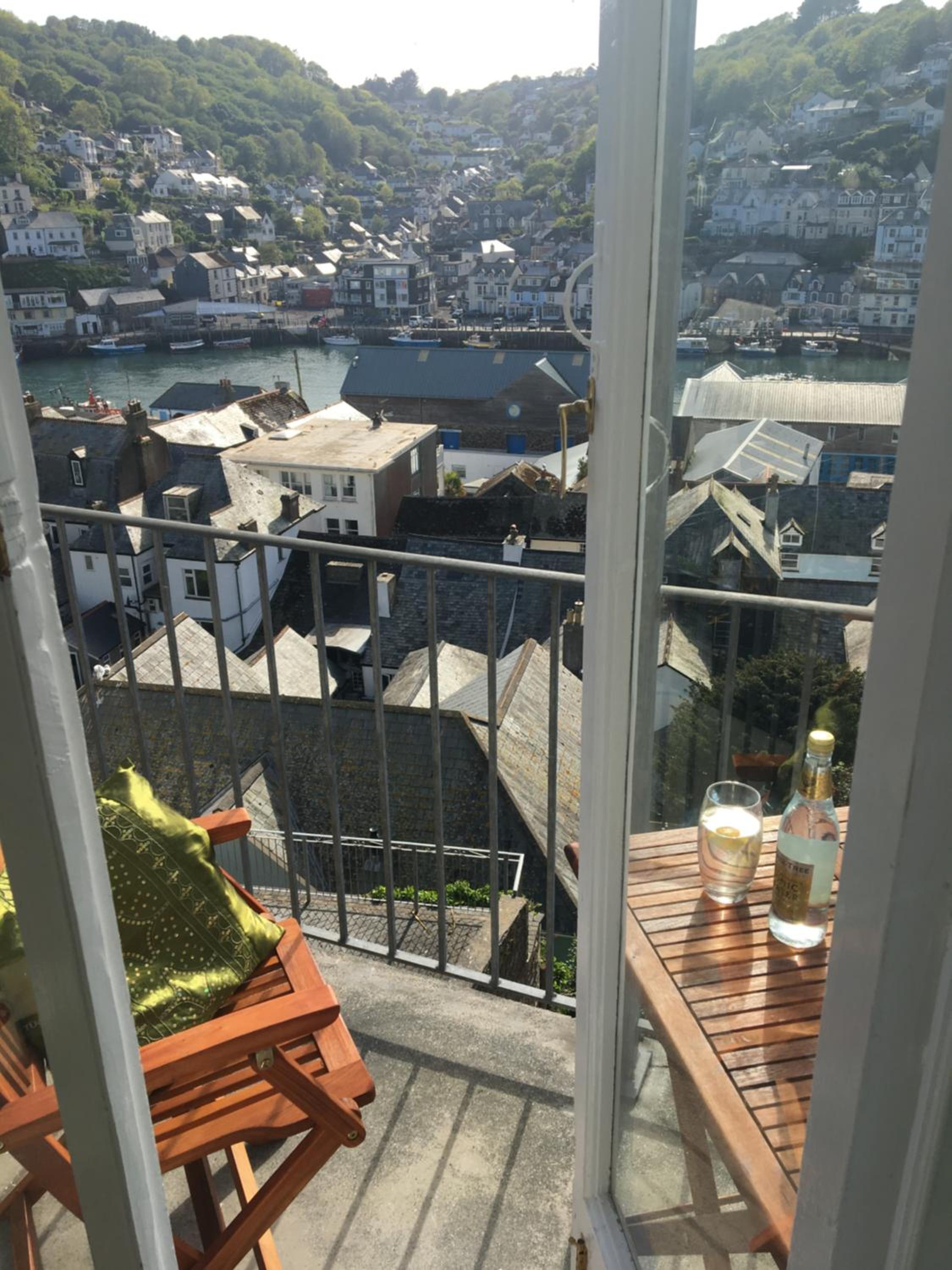Deluxe Double Room with Balcony and Sea View photo 3