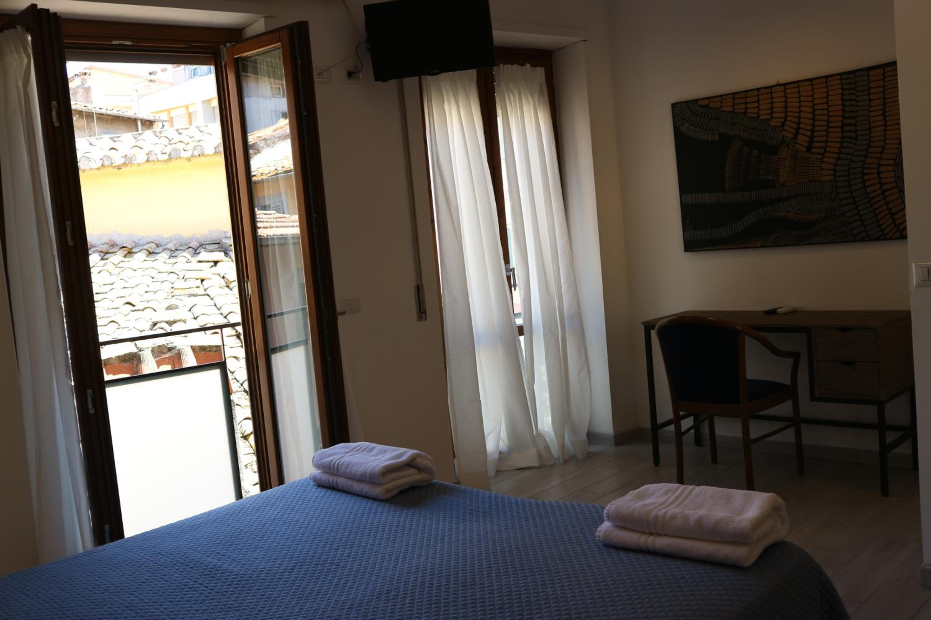 Standard Double Room photo 2