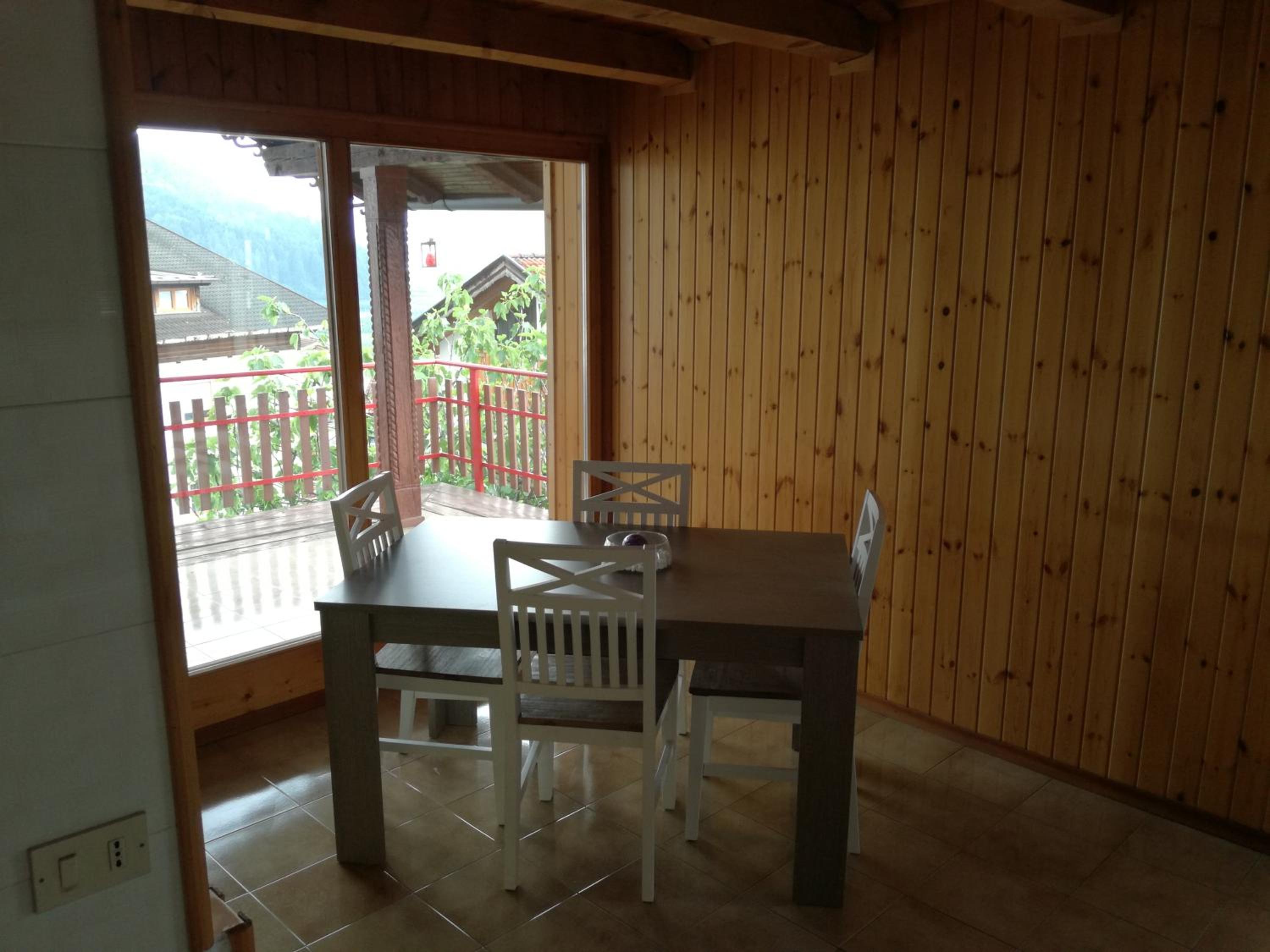 Apartment with Lake View - Photo 16