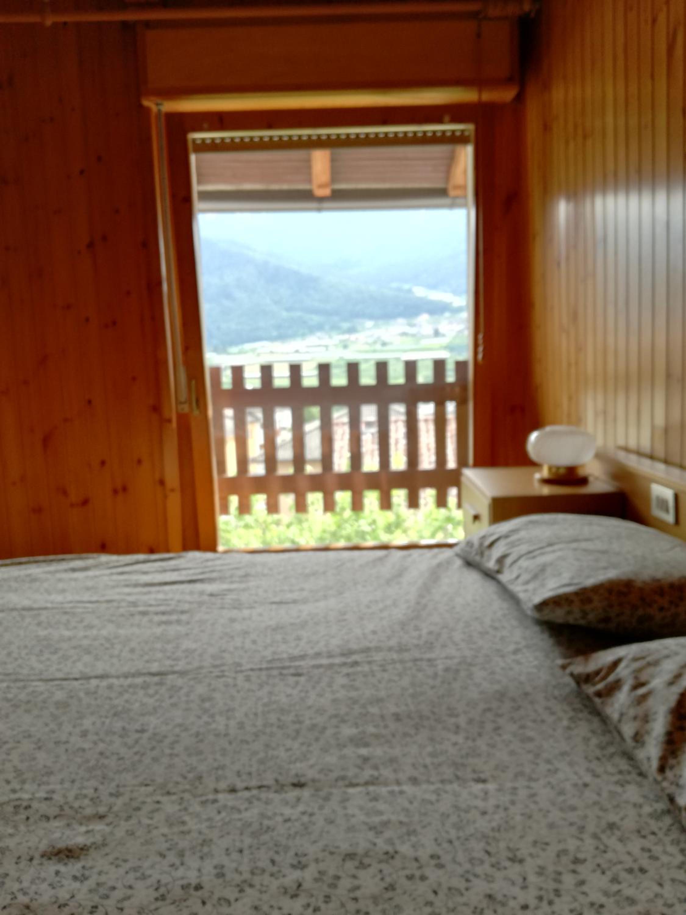Apartment with Lake View - Photo 11