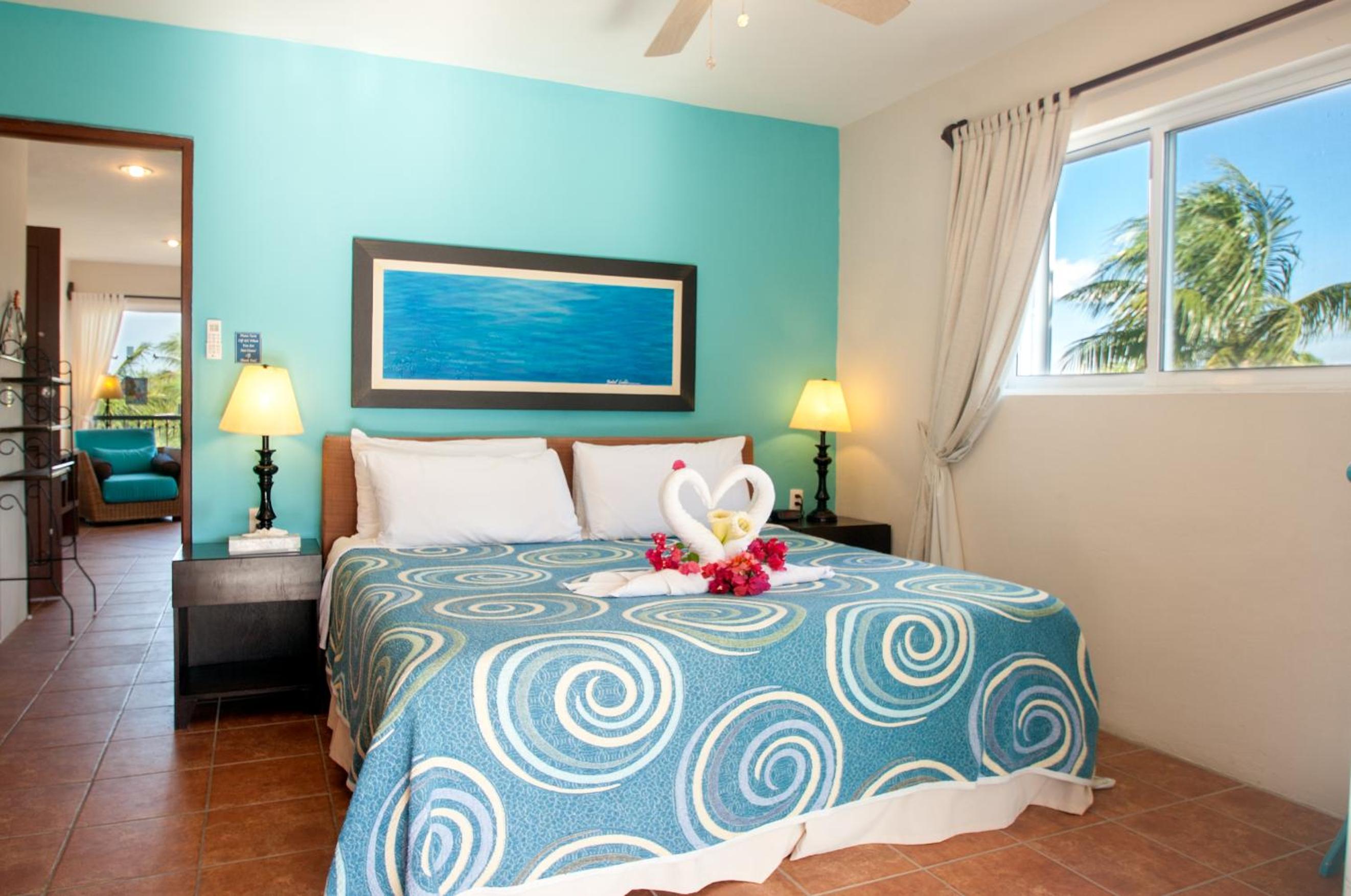 Superior one bedroom apartment with balcony and free bicycle