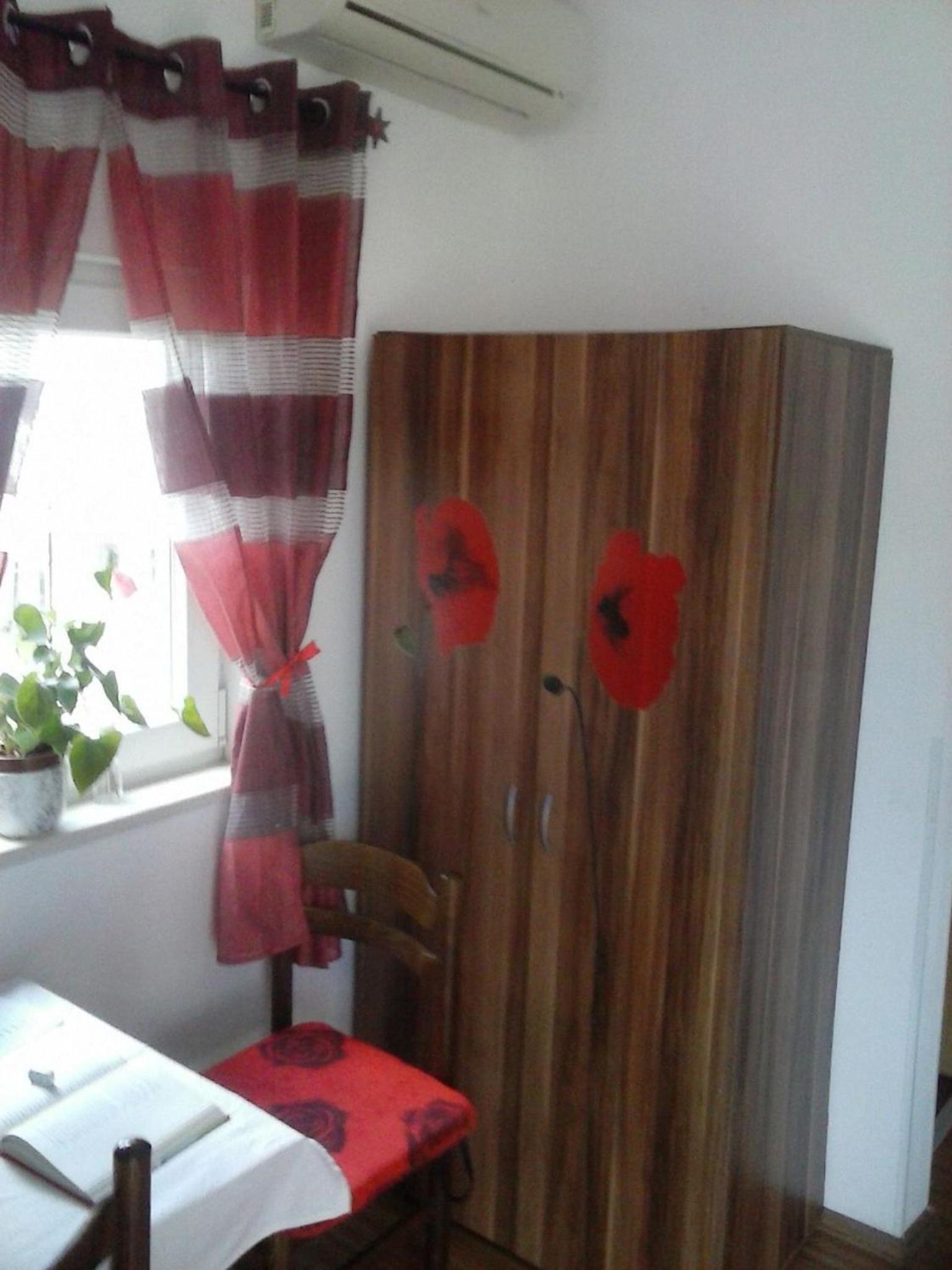 Studio with Balcony - Photo 15