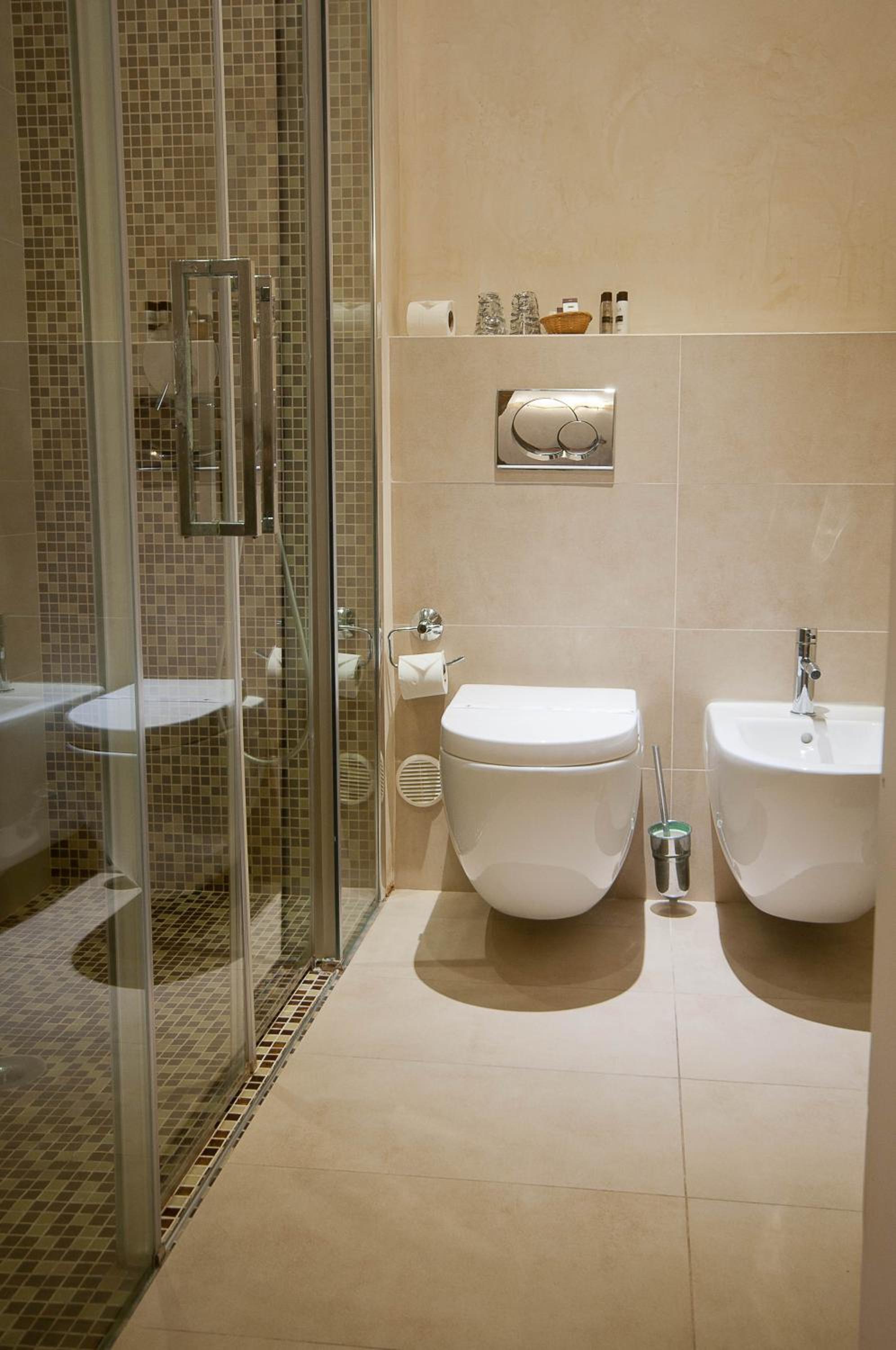 Twin Room - Photo 14