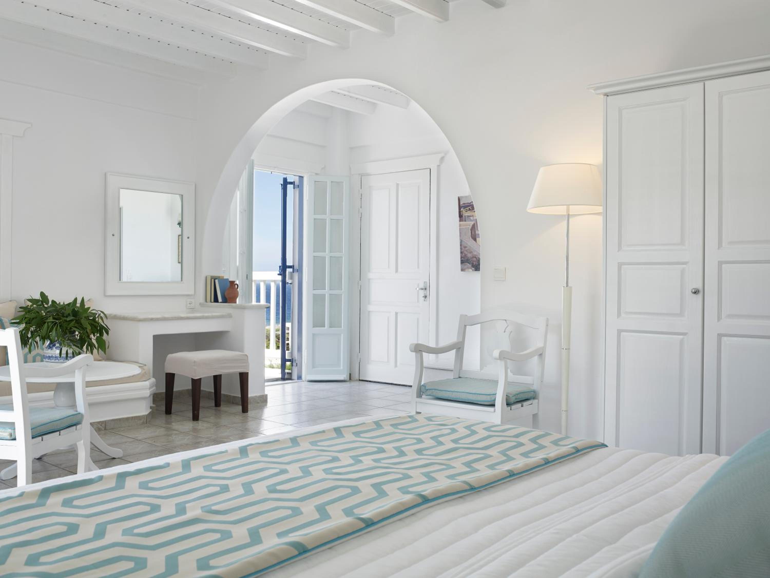 Suite with Sea View - Photo 3