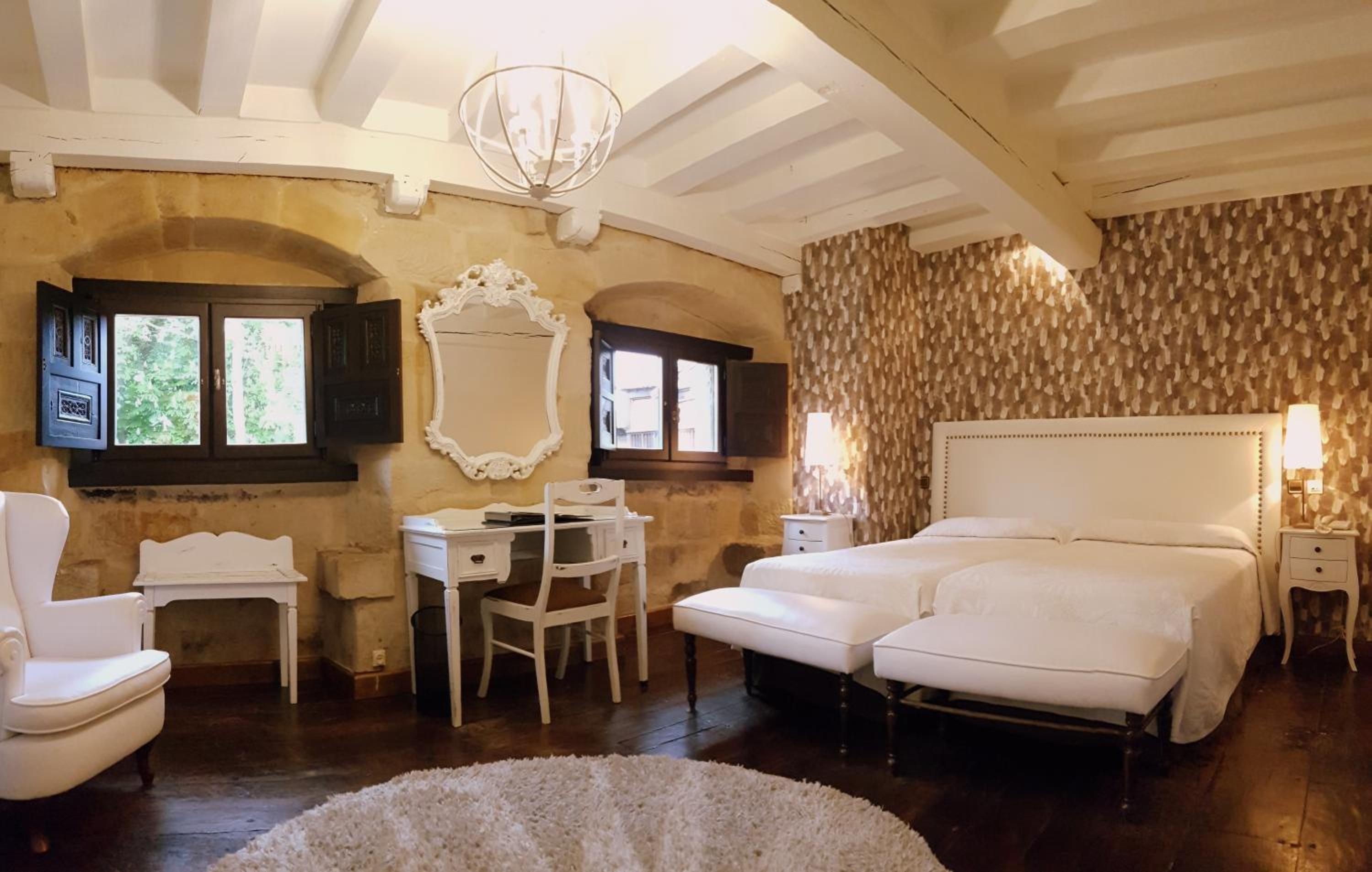 Triple Room - Photo 1