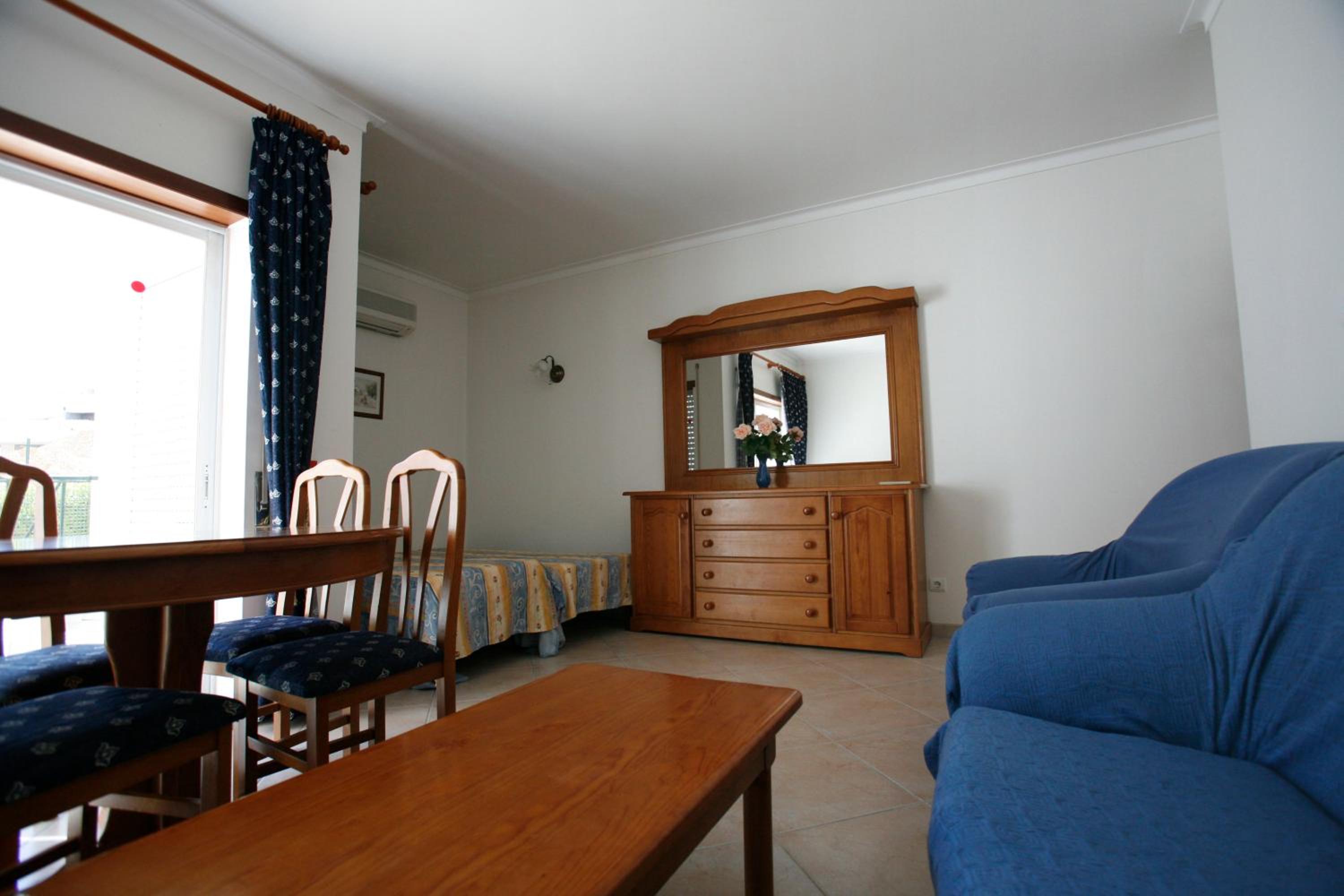 Two-Bedroom Apartment photo 2