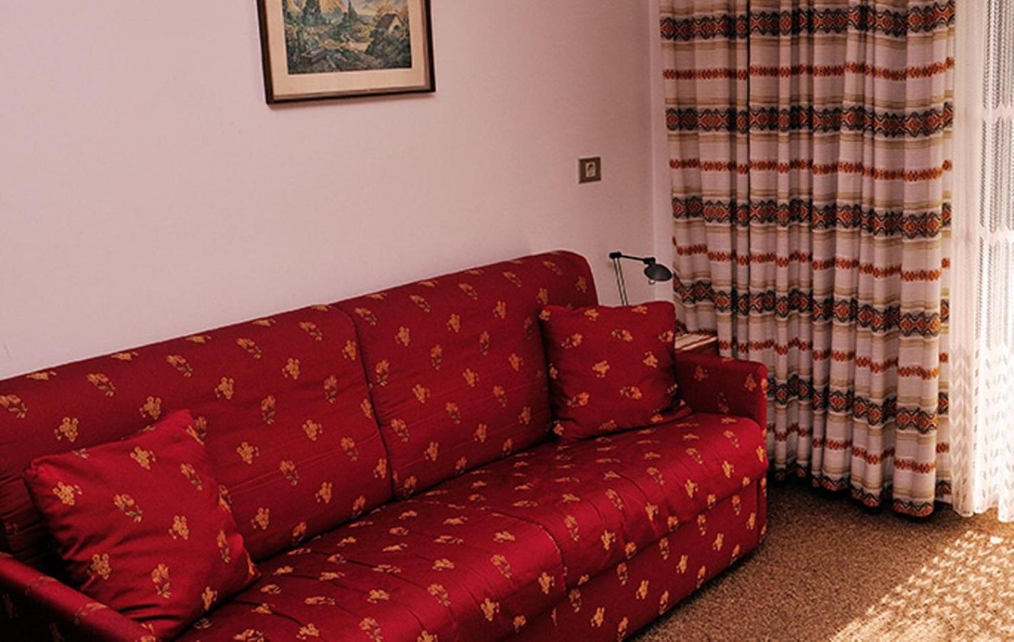 Apartment with Mountain View photo 3