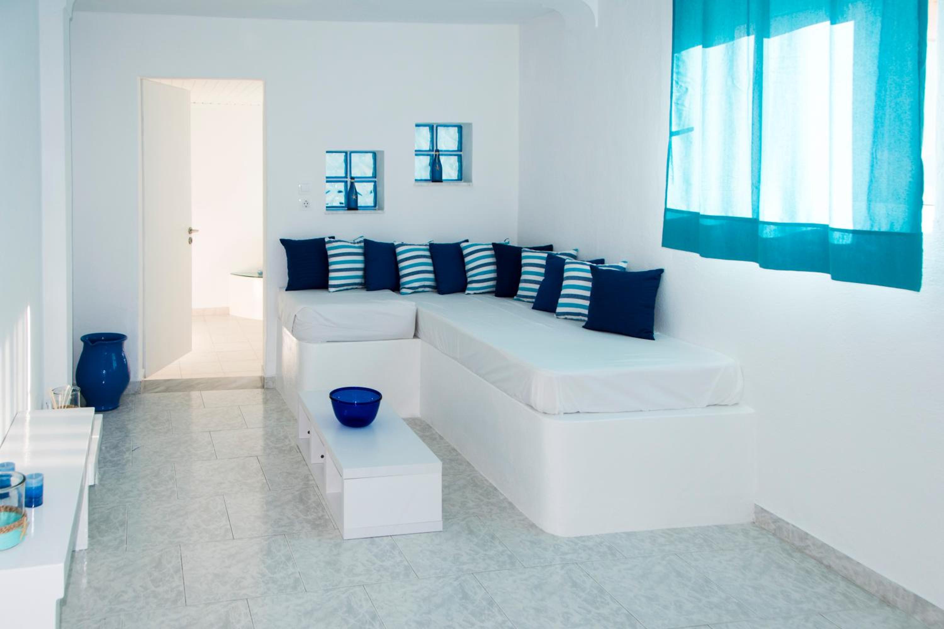 Apartment - Ground Floor photo 2