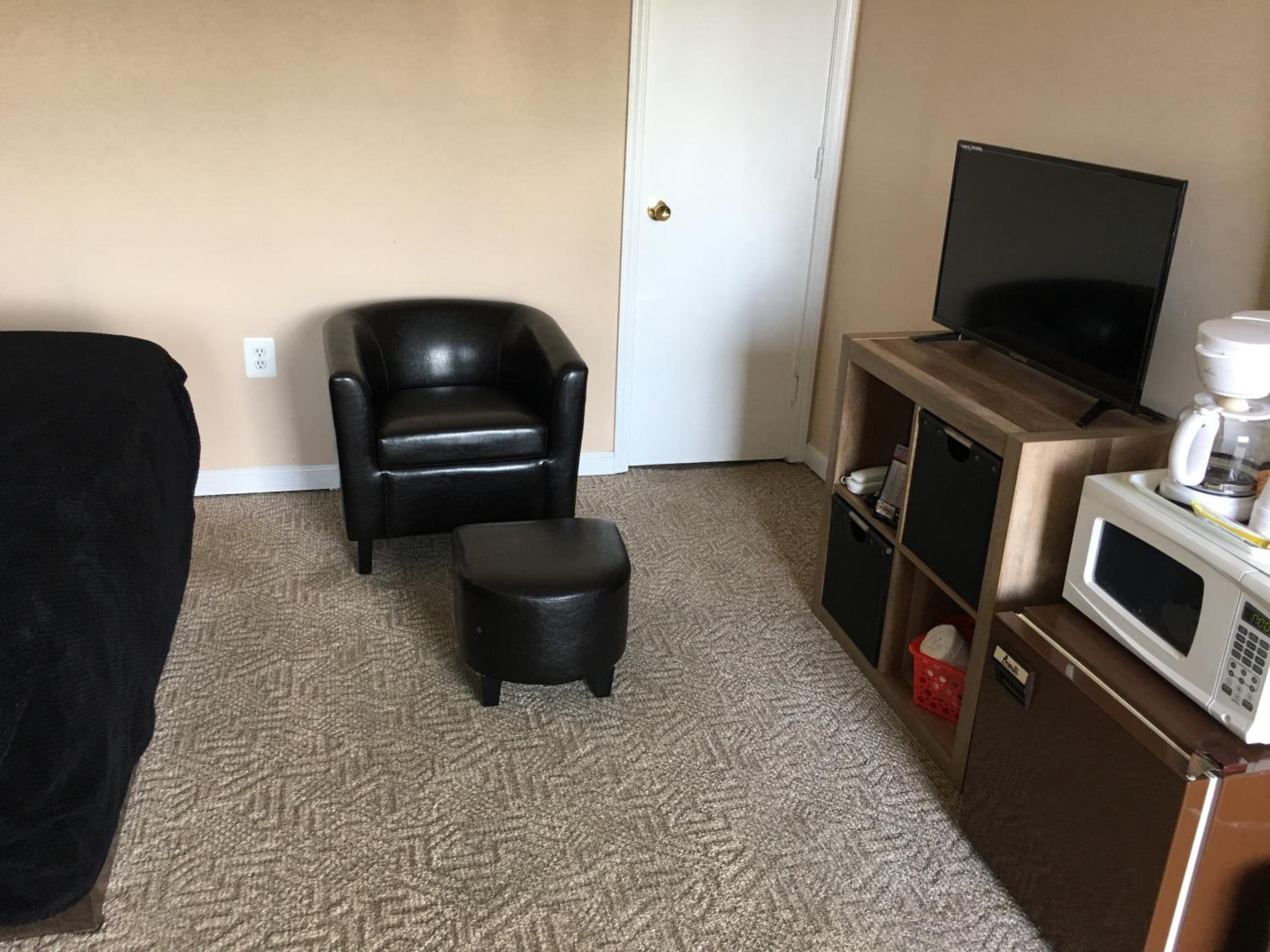 Double or Twin Room with Shower photo 1