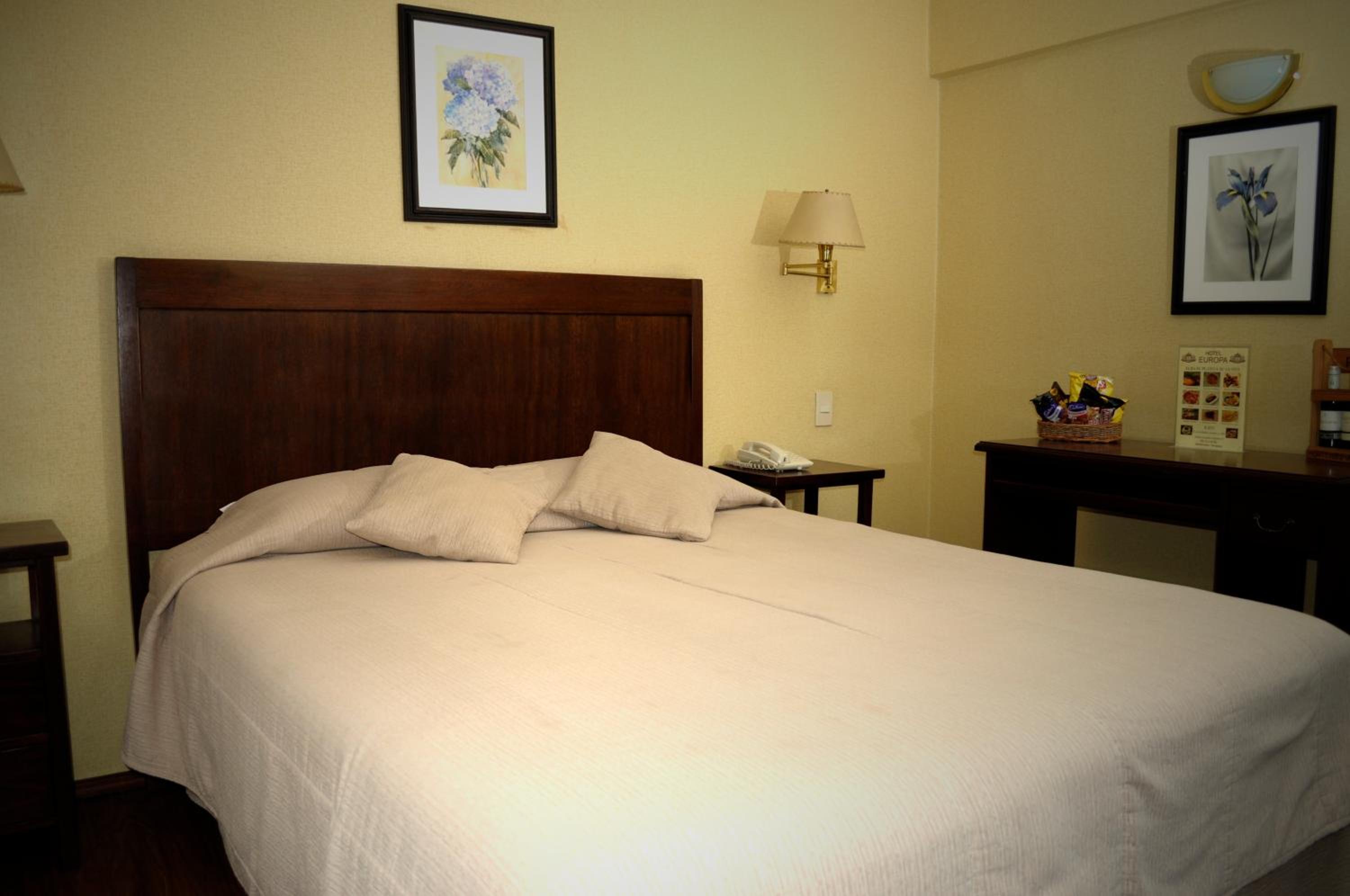 Standard Double Room - Photo 3