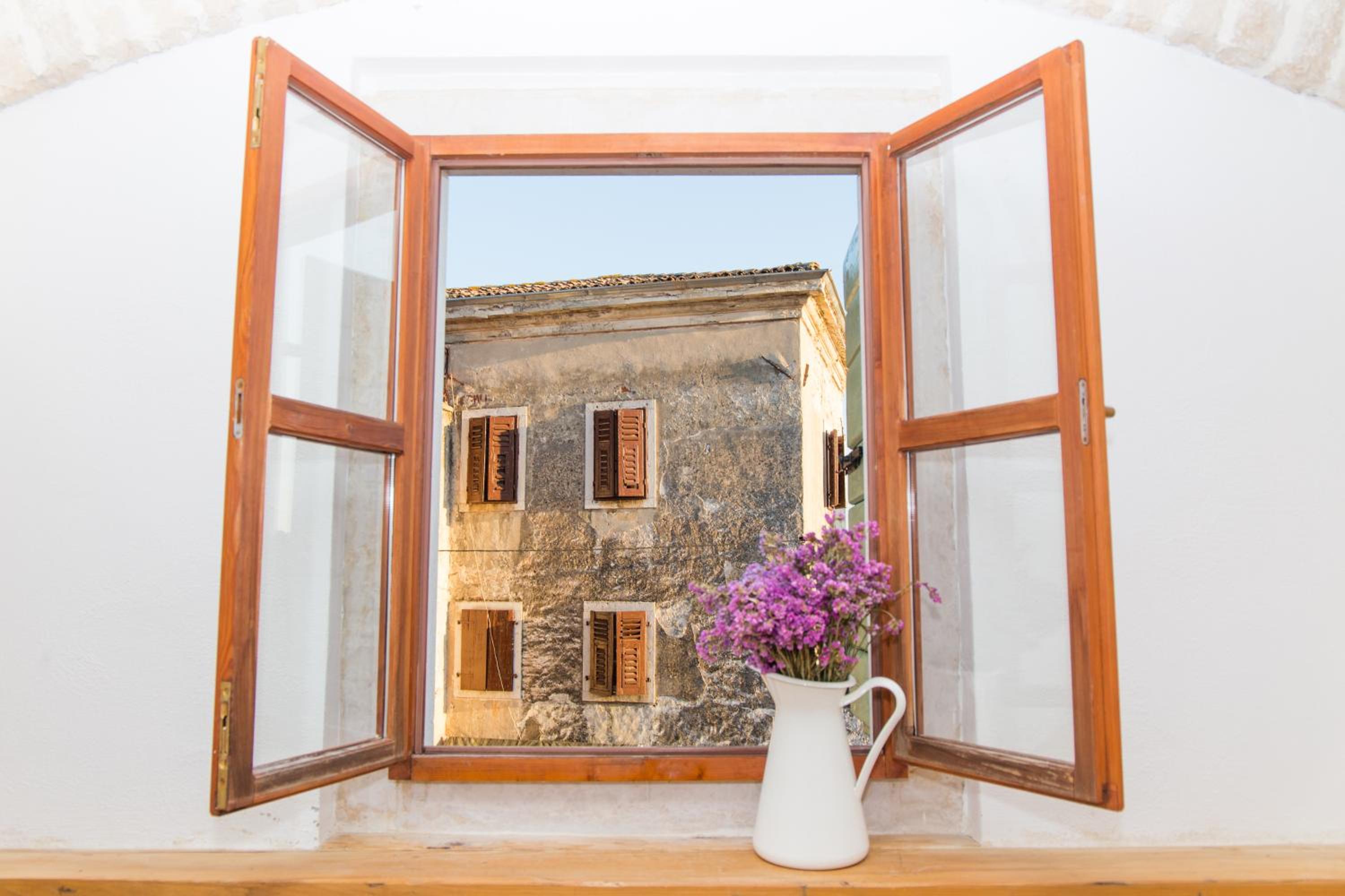 Two-Bedroom Apartment with Garden View photo 2