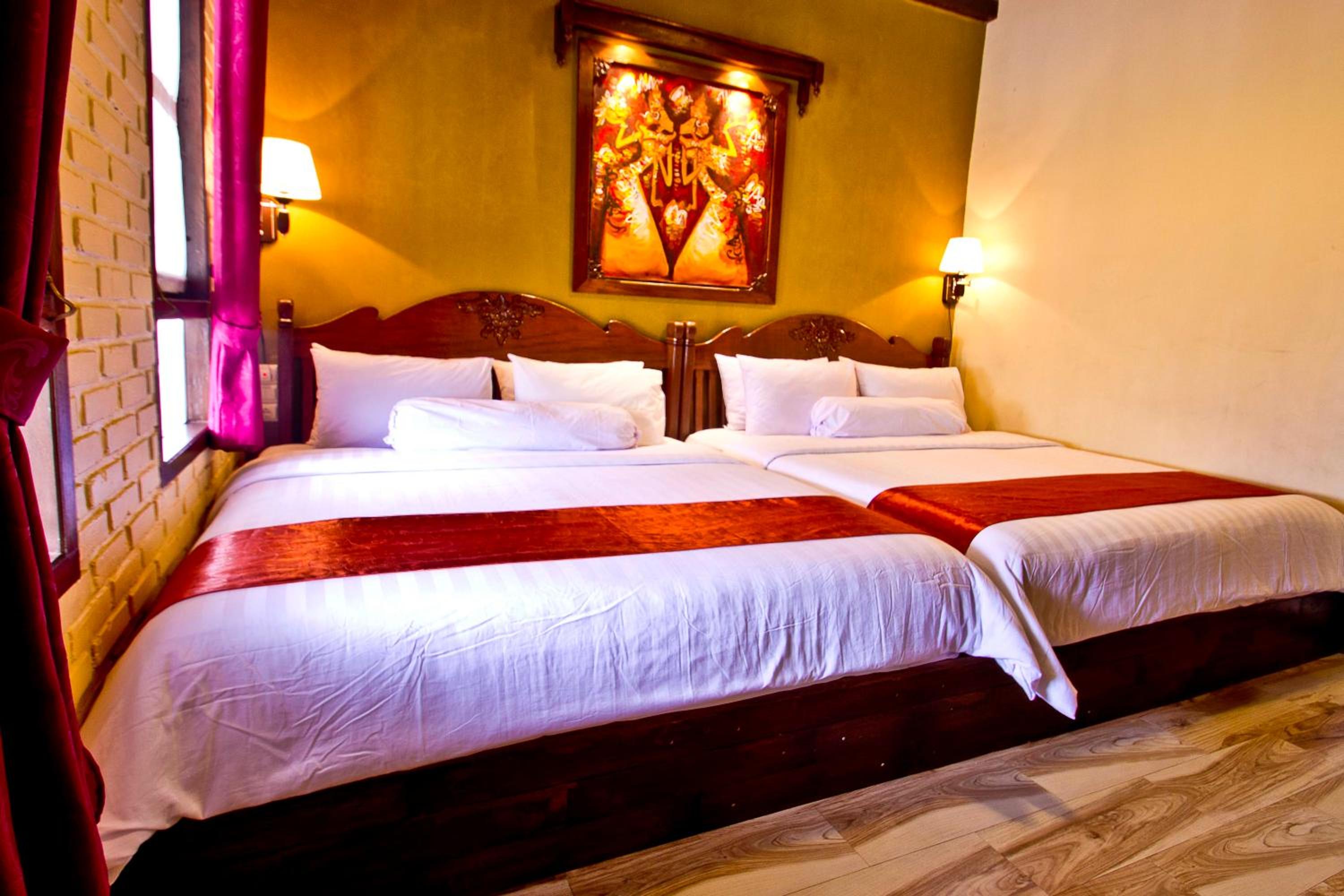 Villa Five - Photo 1