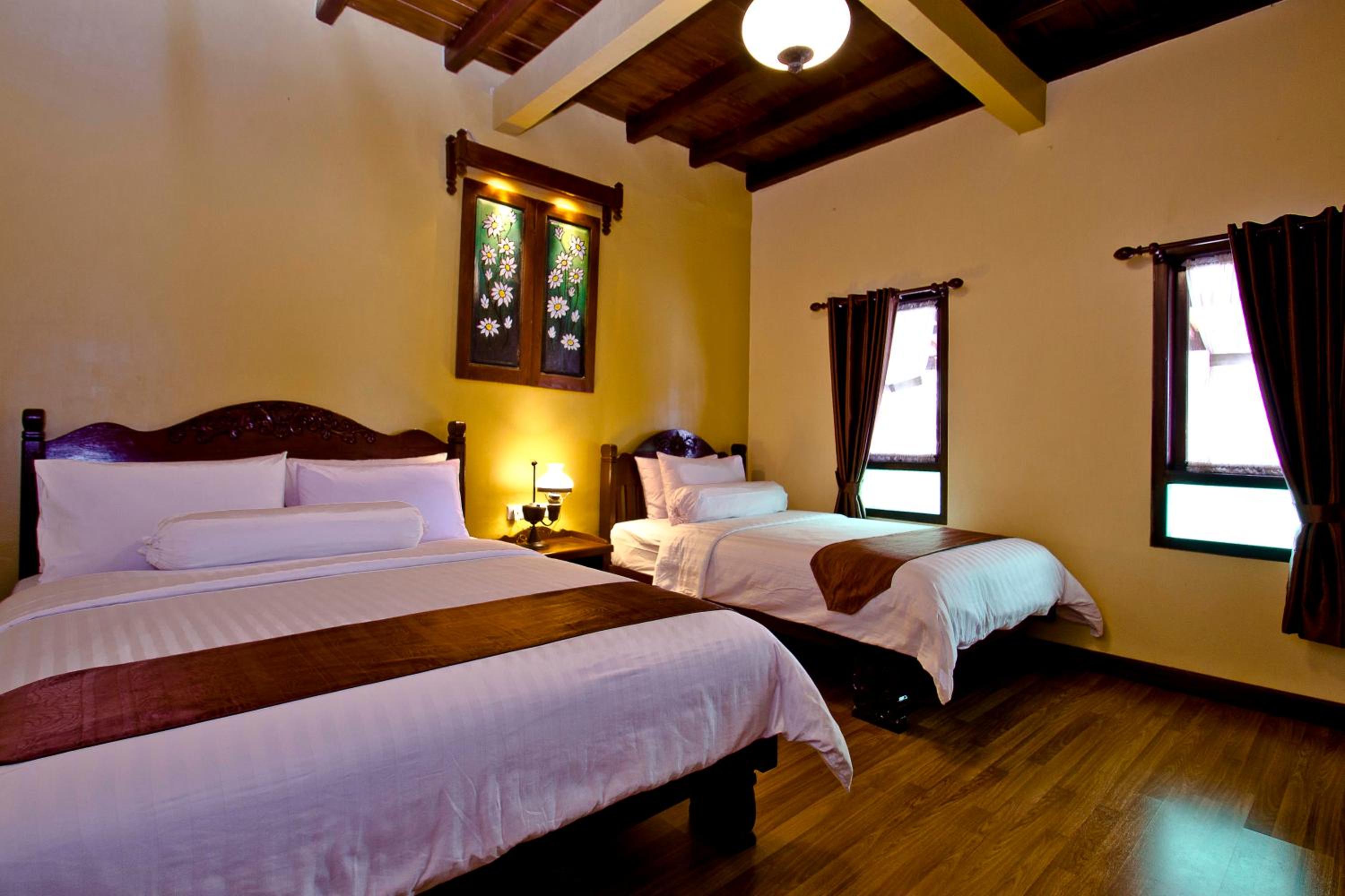 Villa Three - Photo 1
