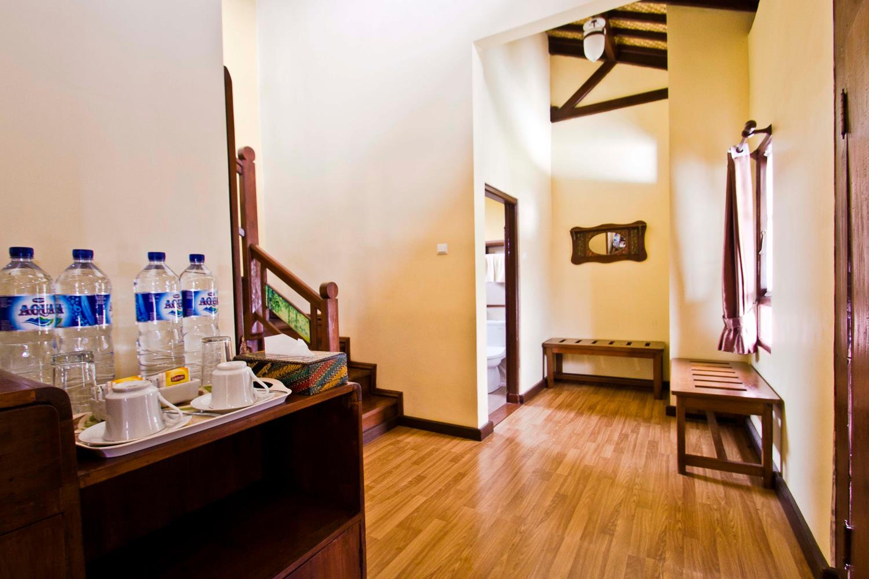 Villa Four - Photo 5
