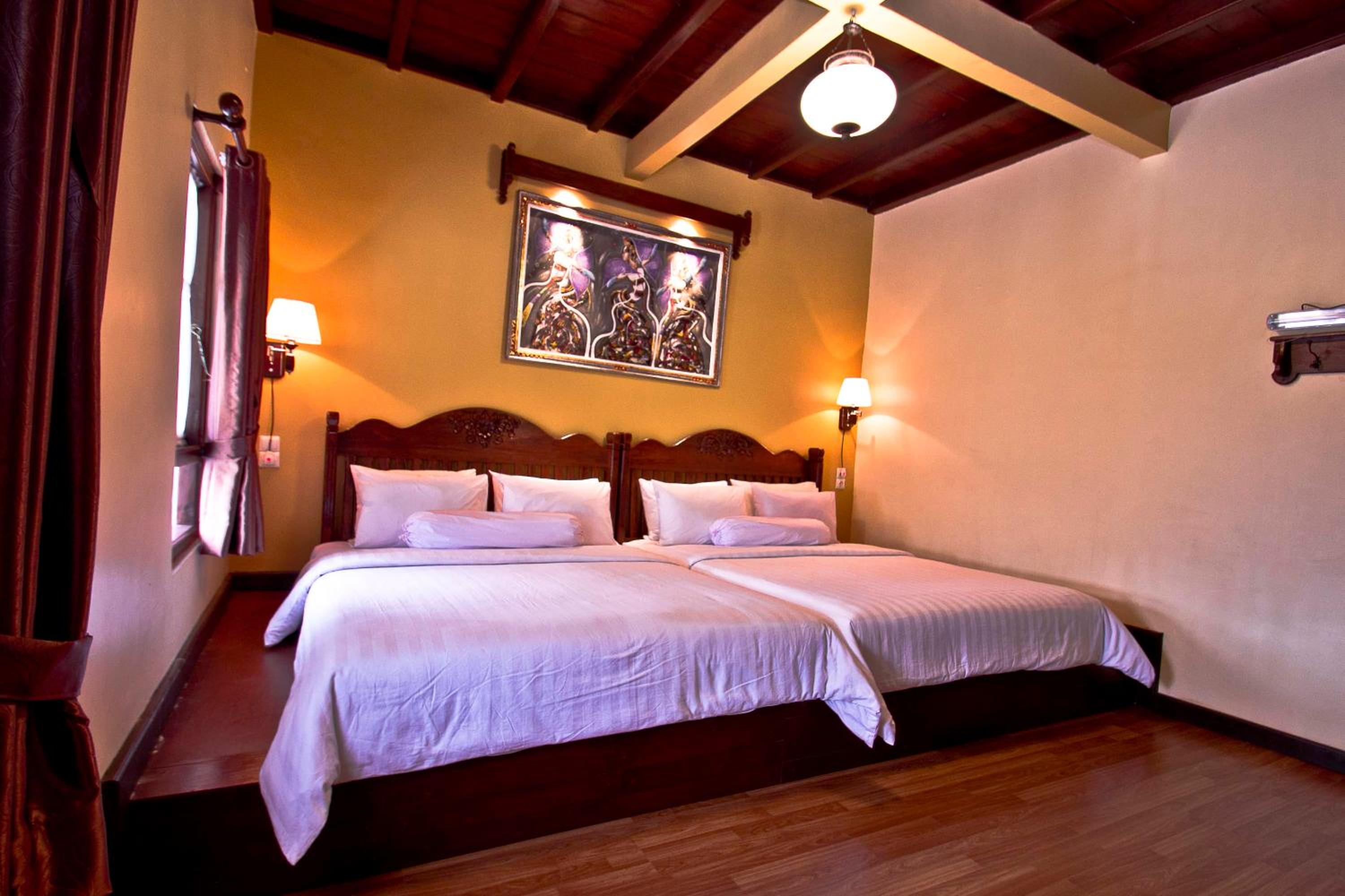 Villa Four - Photo 1