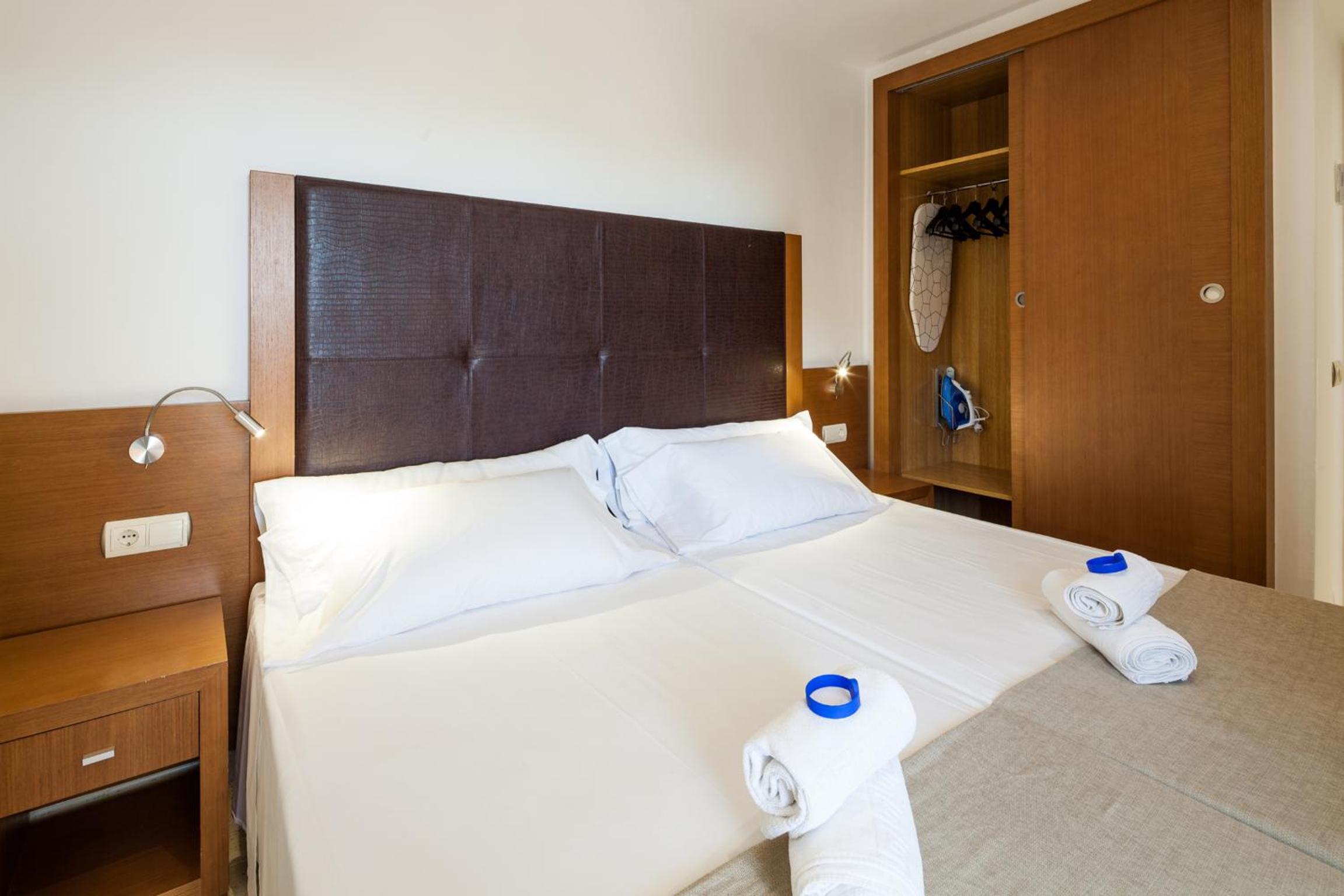 One-Bedroom Apartment (2 - 3 Adults) photo 2