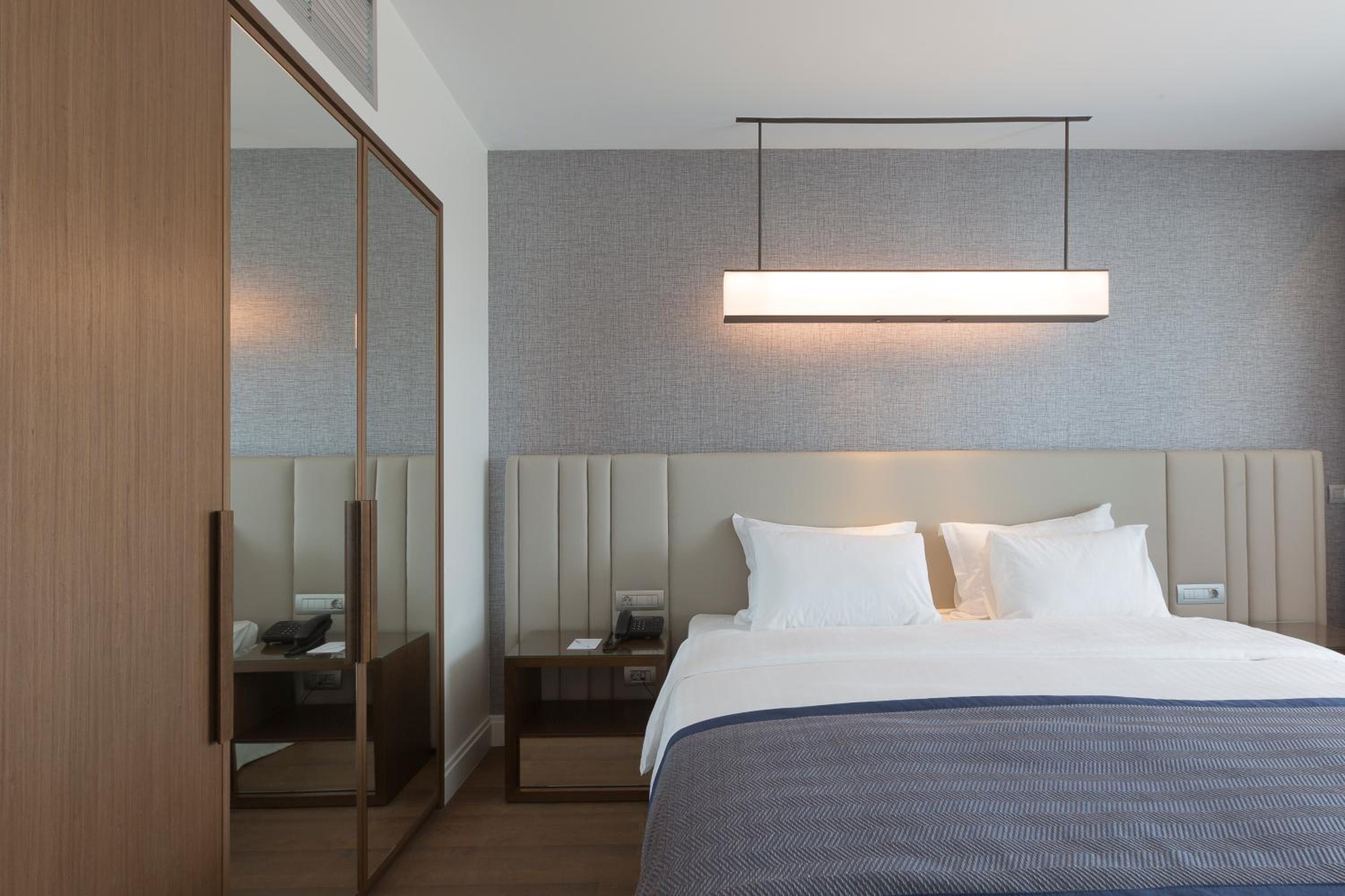 Executive Double Room with City View - Photo 1