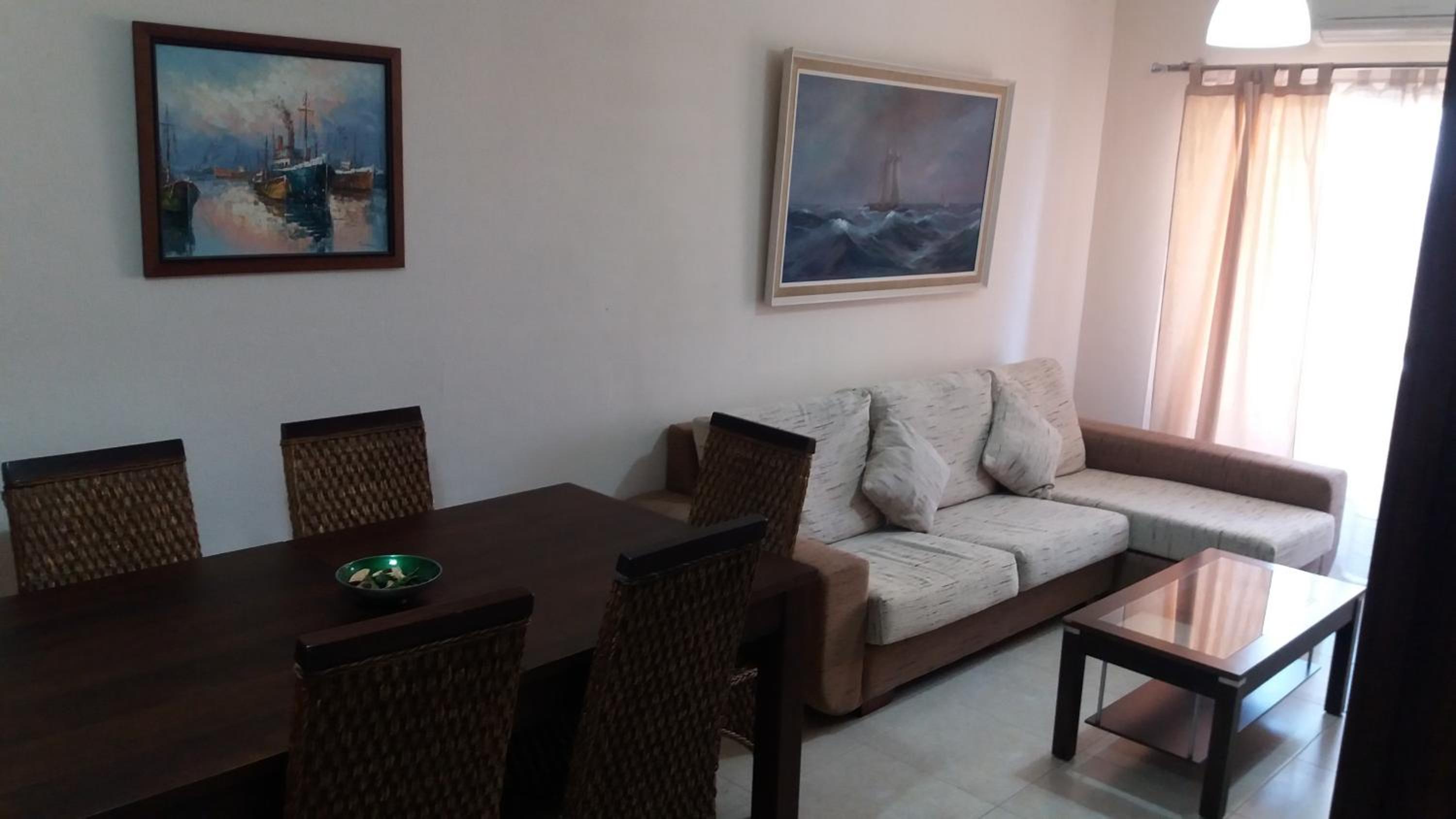 Apartamento con vista al mar