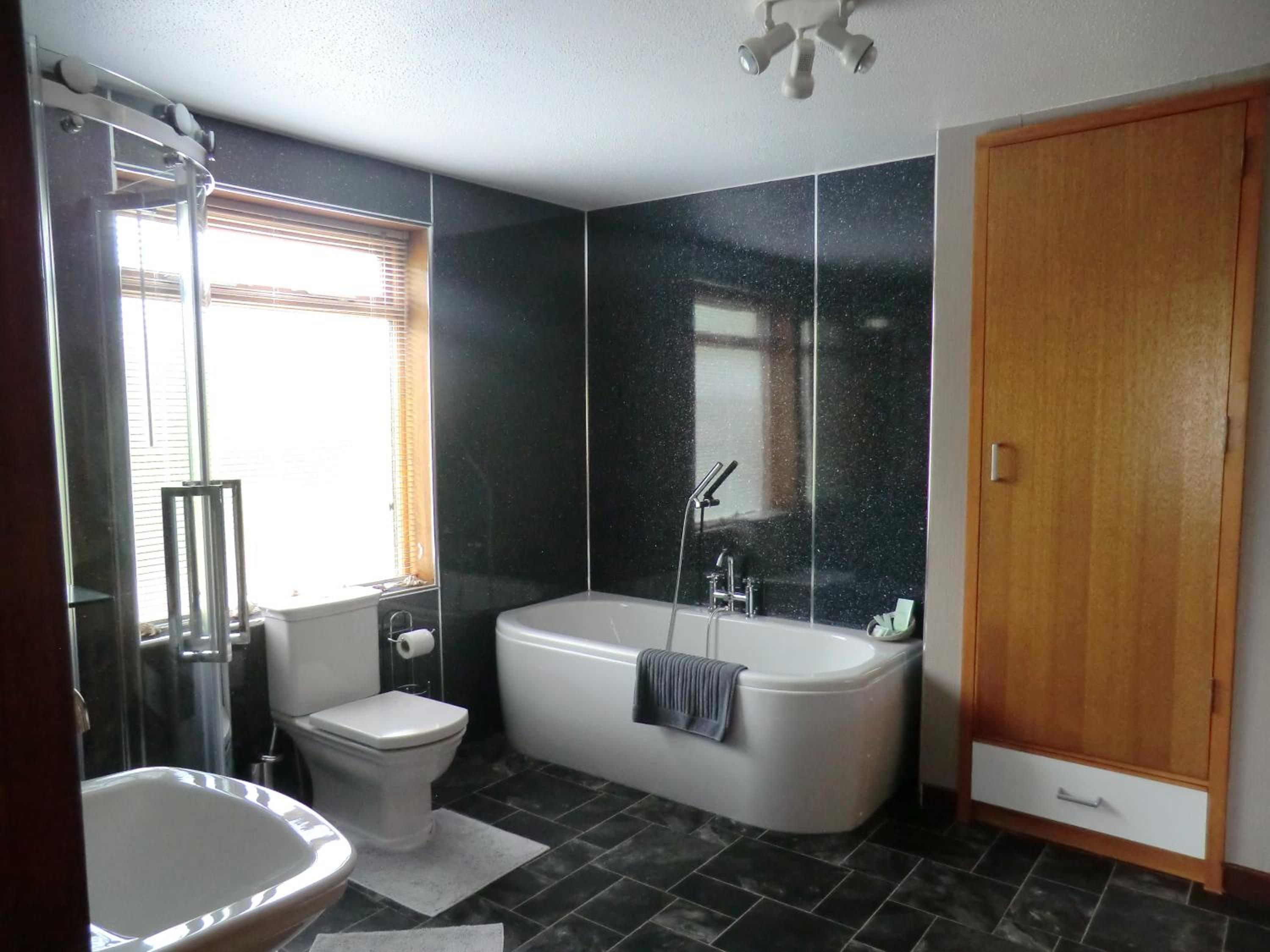 Deluxe Double Or Twin Room With Garden View photo 3