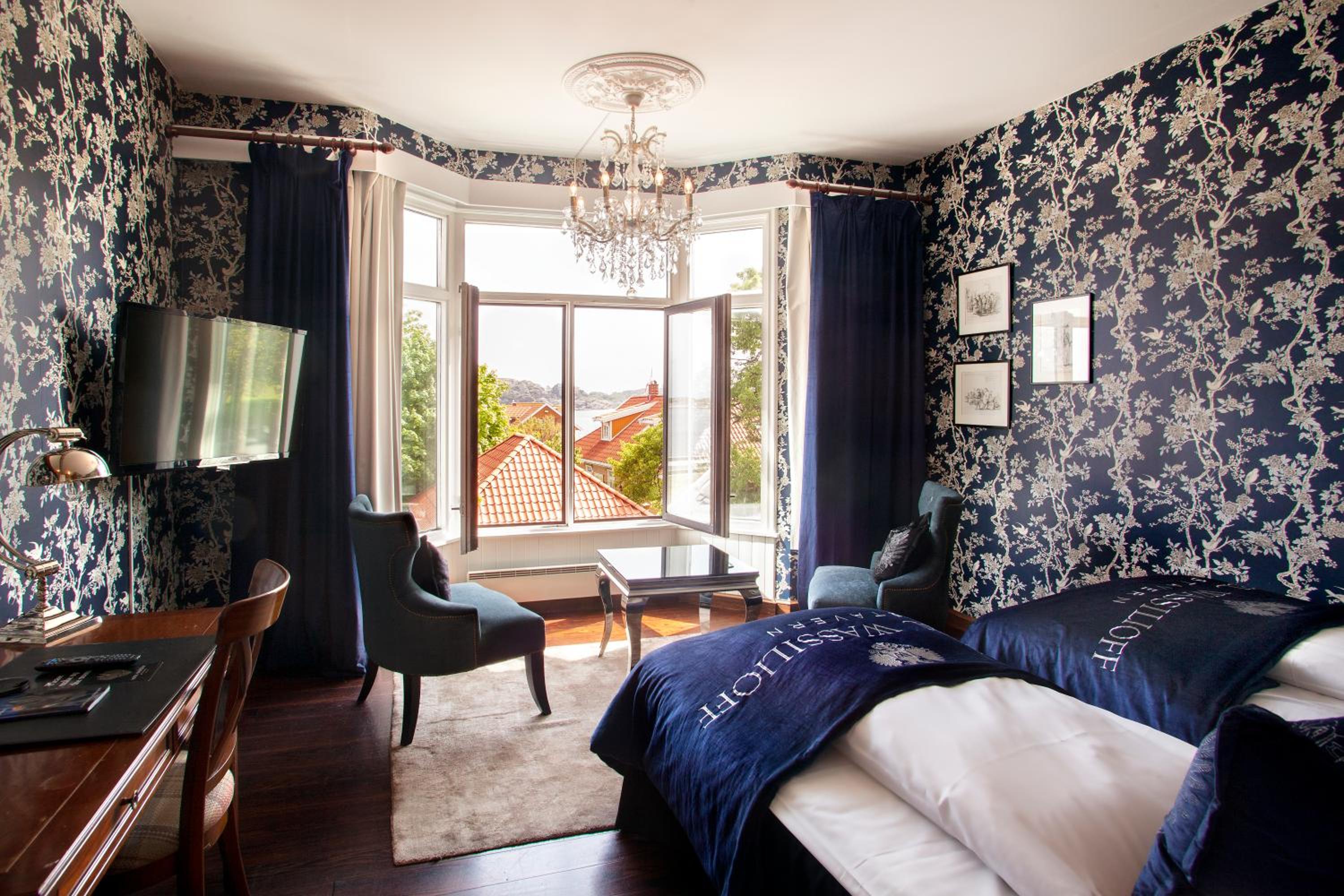 Double Room with Sea View - Photo 9