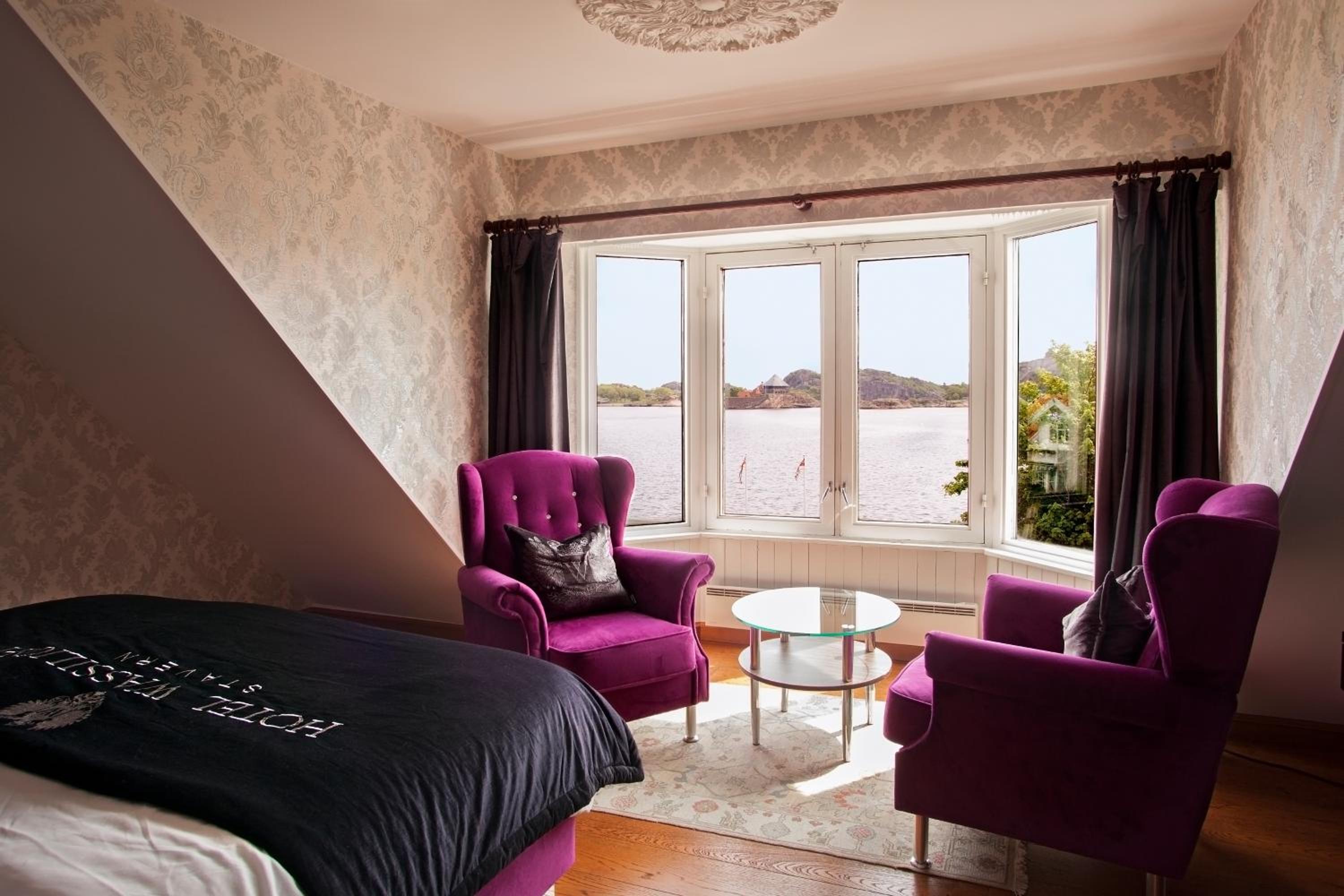 Double Room with Sea View - Photo 2