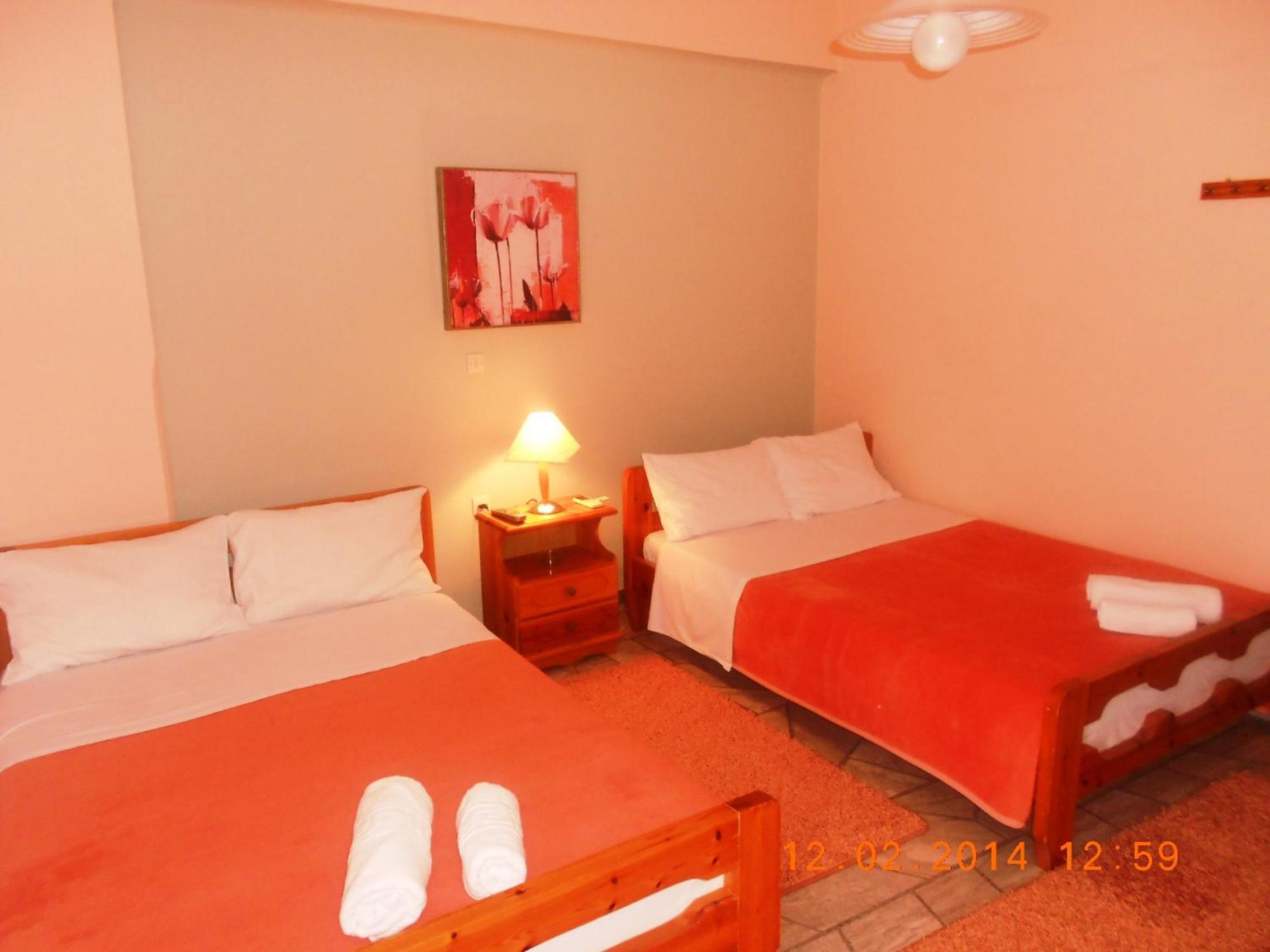 Family Studio with balcony and partial sea view photo 2