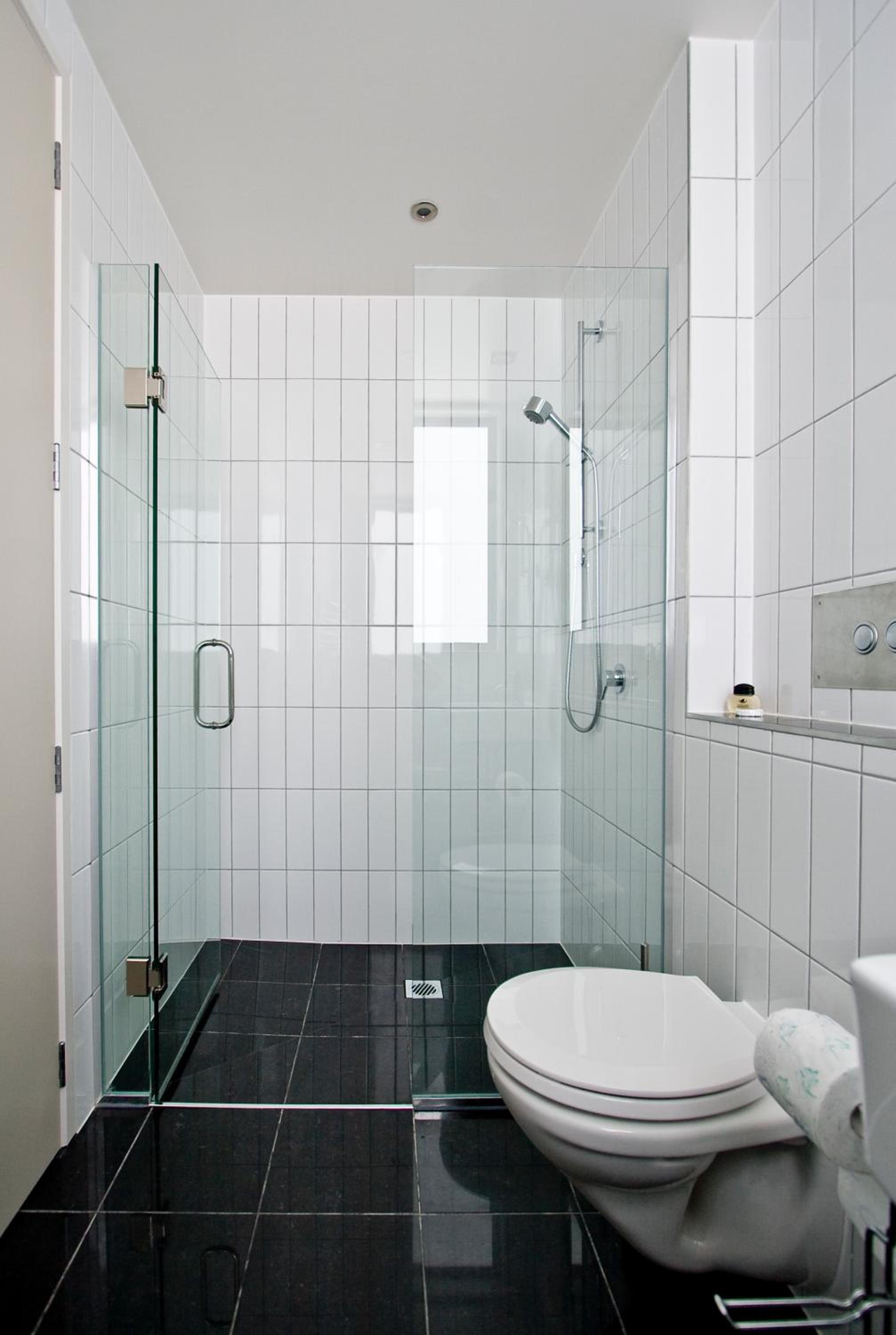 Four-Bedroom Self-Serviced Apartment - Penthouse photo 2