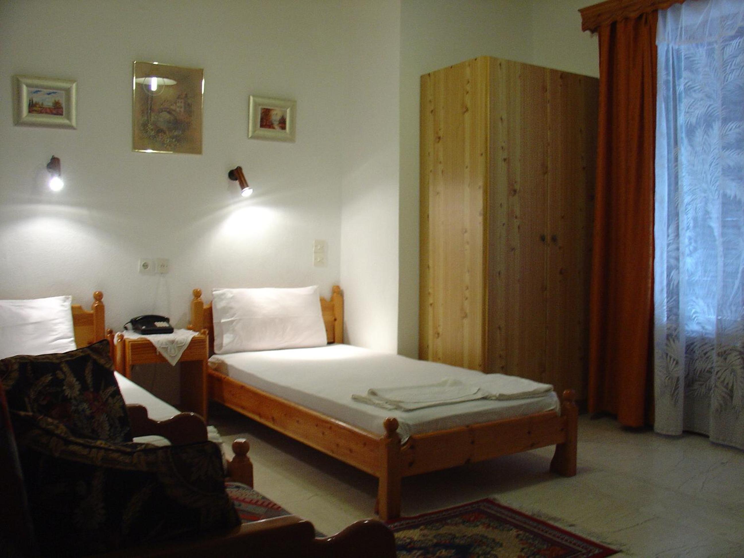 Triple Room with Balcony photo 3