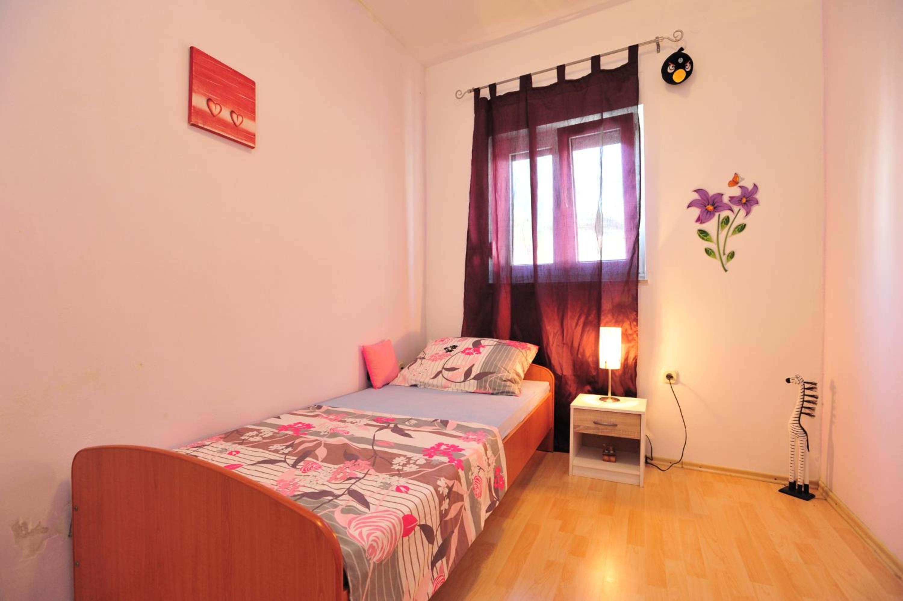 Apartment - Photo 9