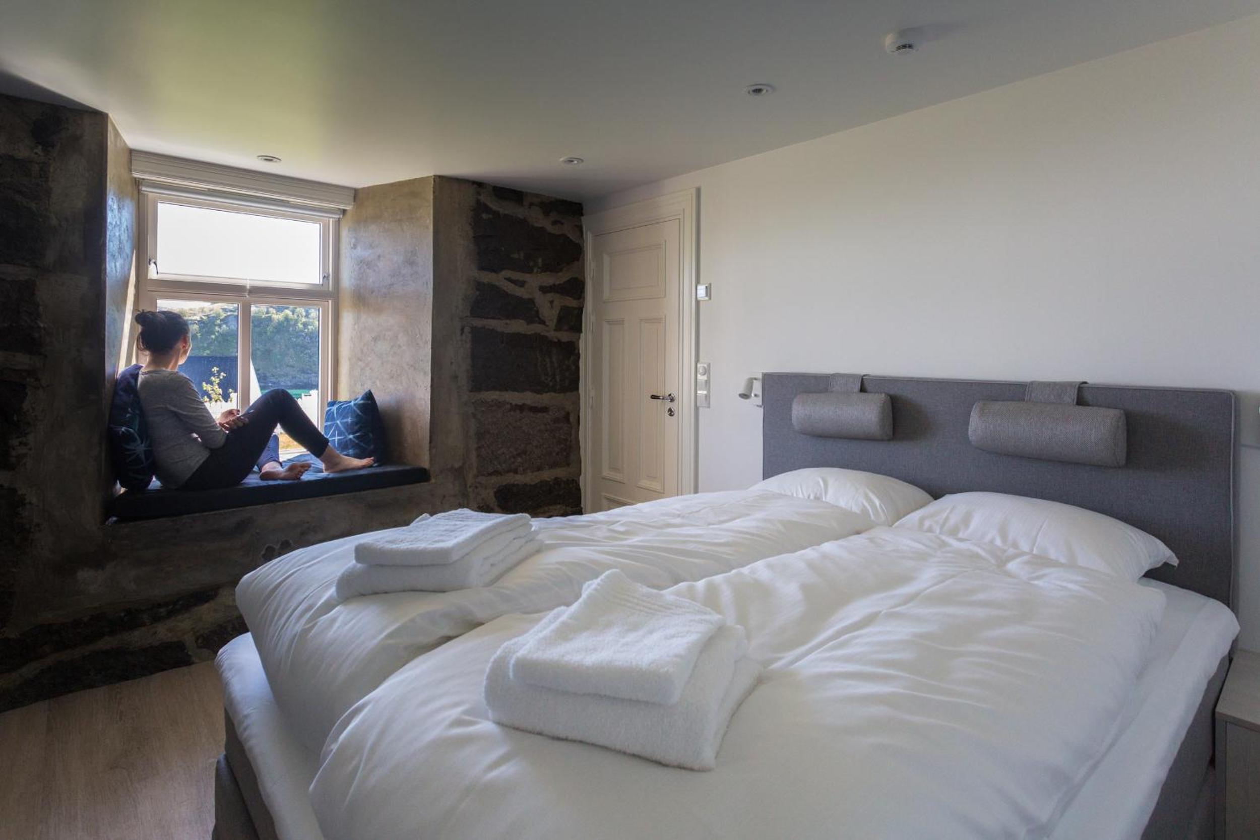 King Room with Side Sea View