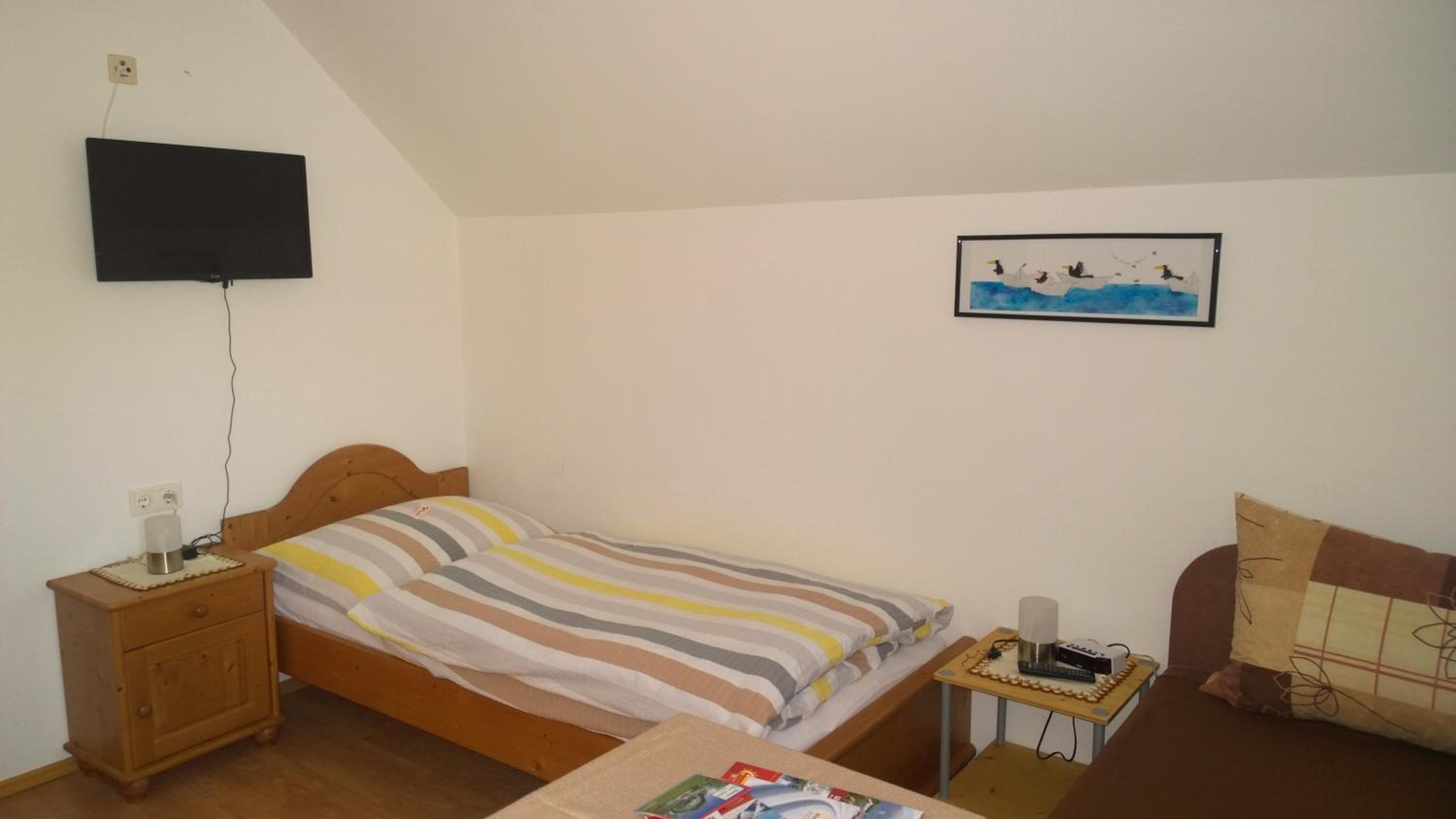 Twin Room - Photo 1