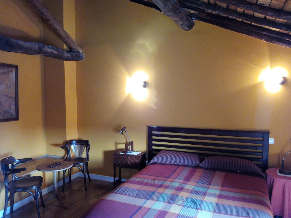 Queen Room with Spa Bath photo 3