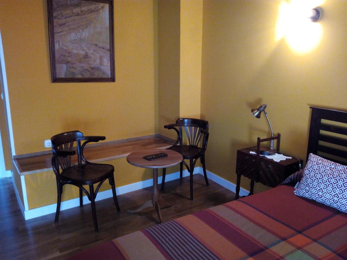 Queen Room with Spa Bath photo 2
