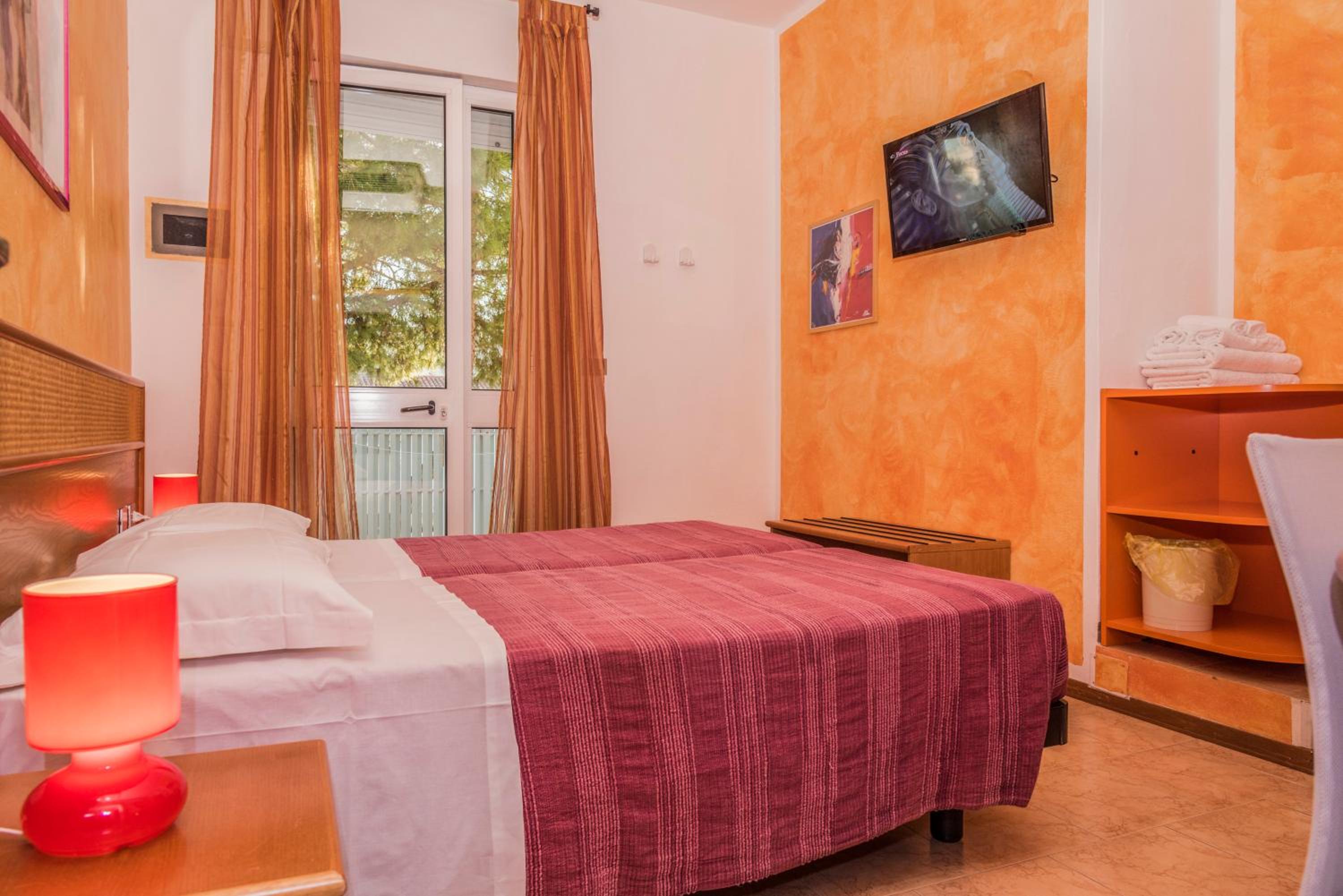Double or Twin Room photo 1