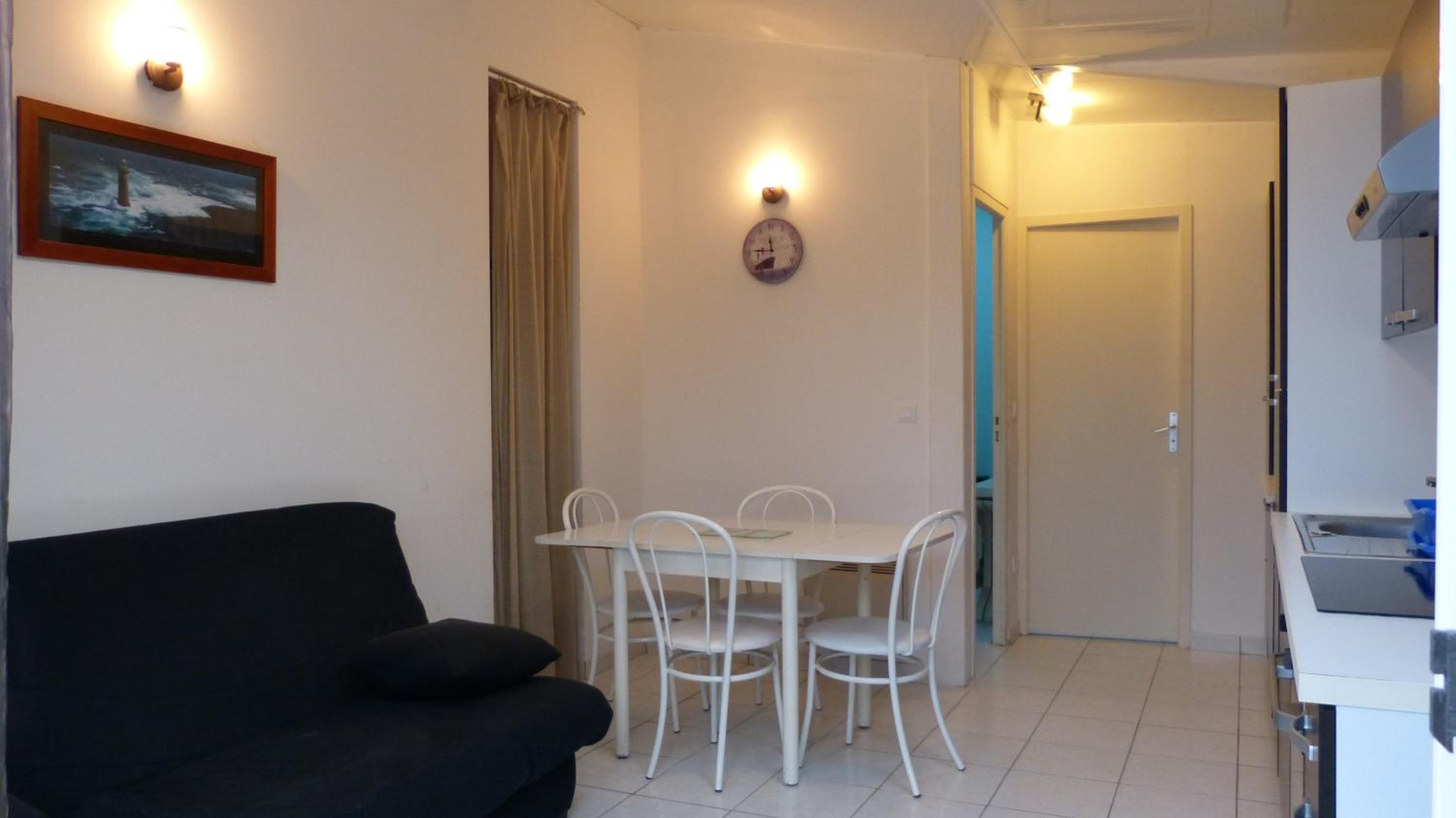 Apartment - Split Level photo 3