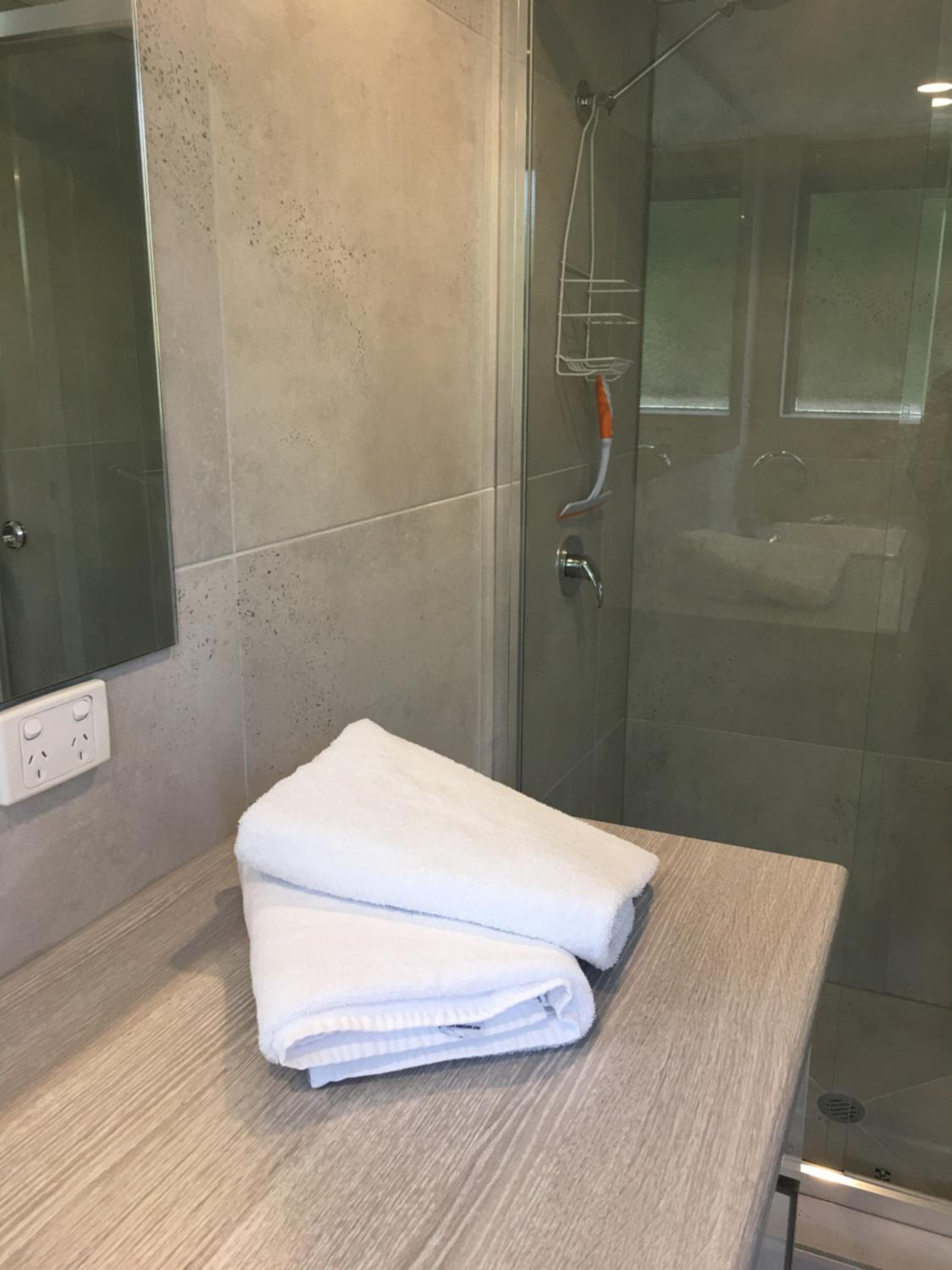 1 Bedroom Deluxe Apartment - Downstairs