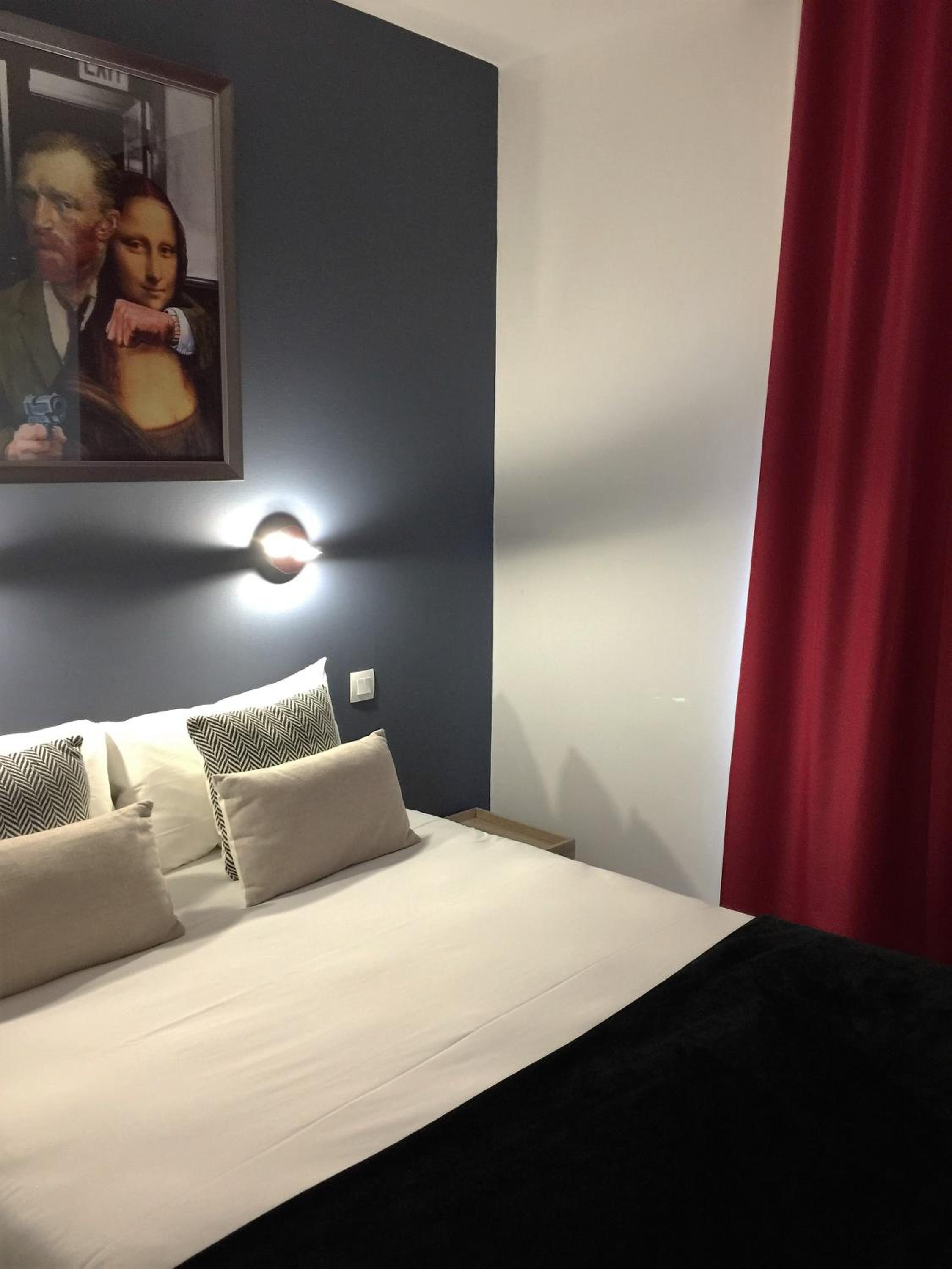 Small Double Room - Photo 4