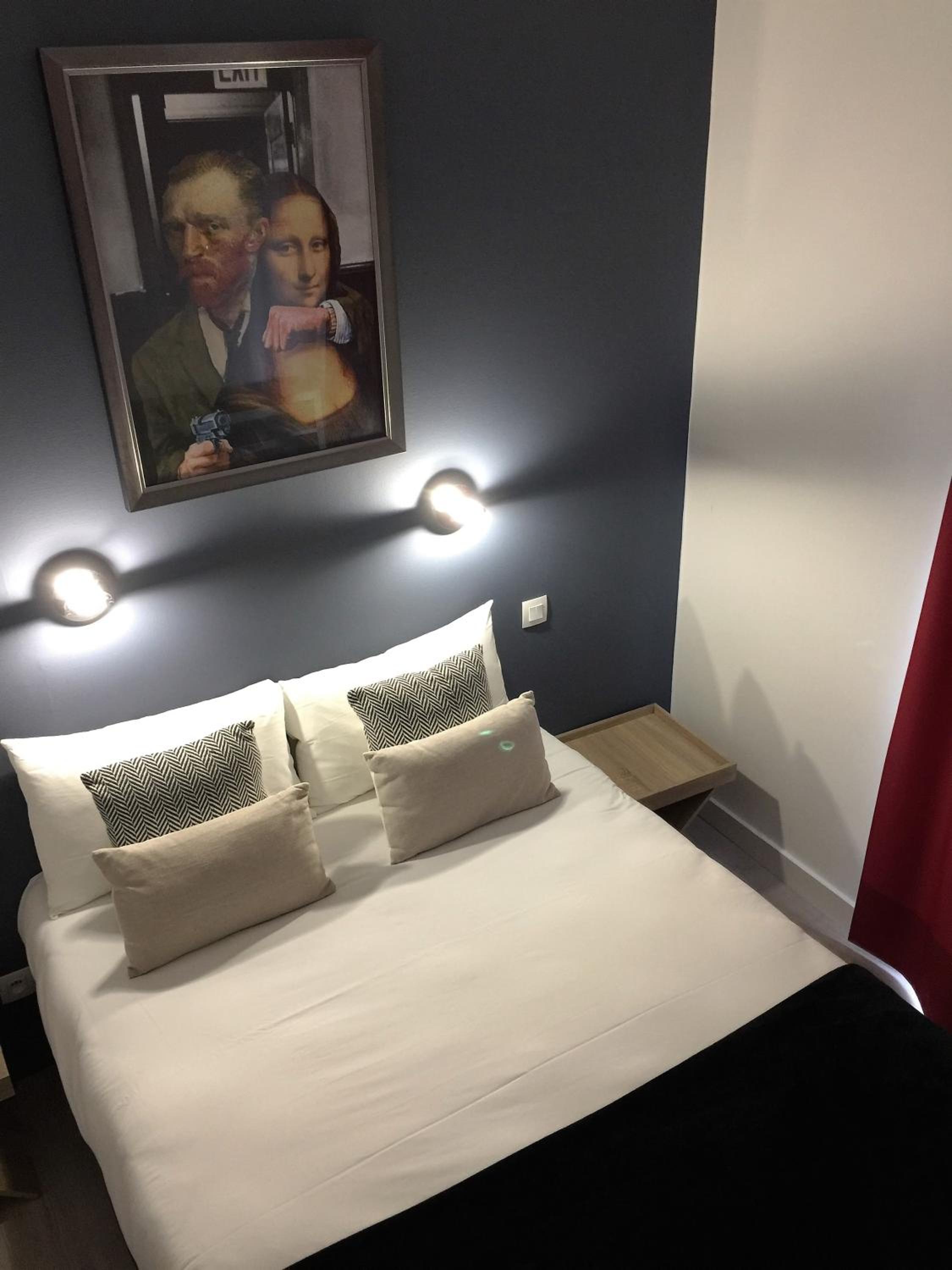 Small Double Room - Photo 2