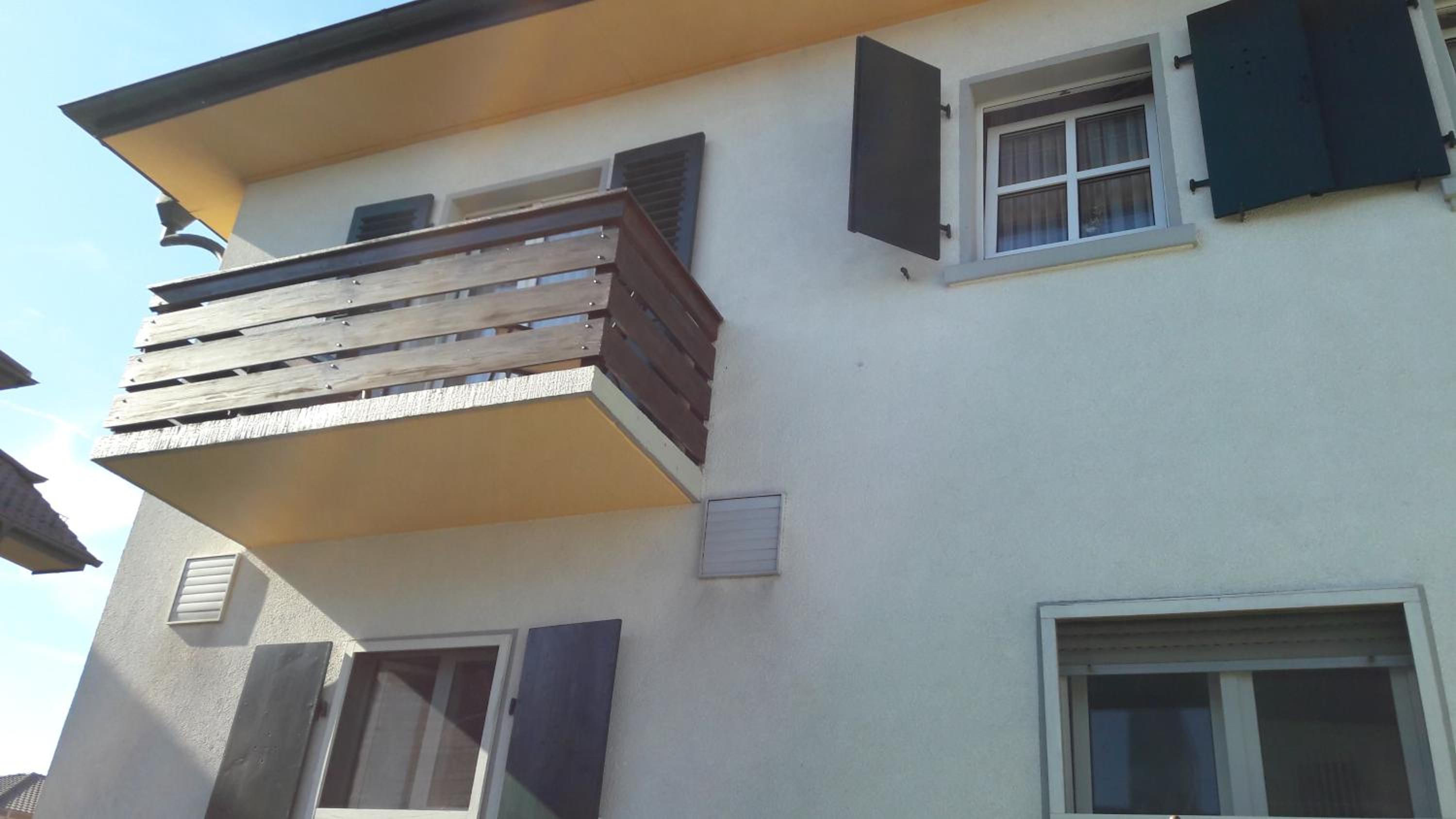 Family Room with Balcony - Photo 15