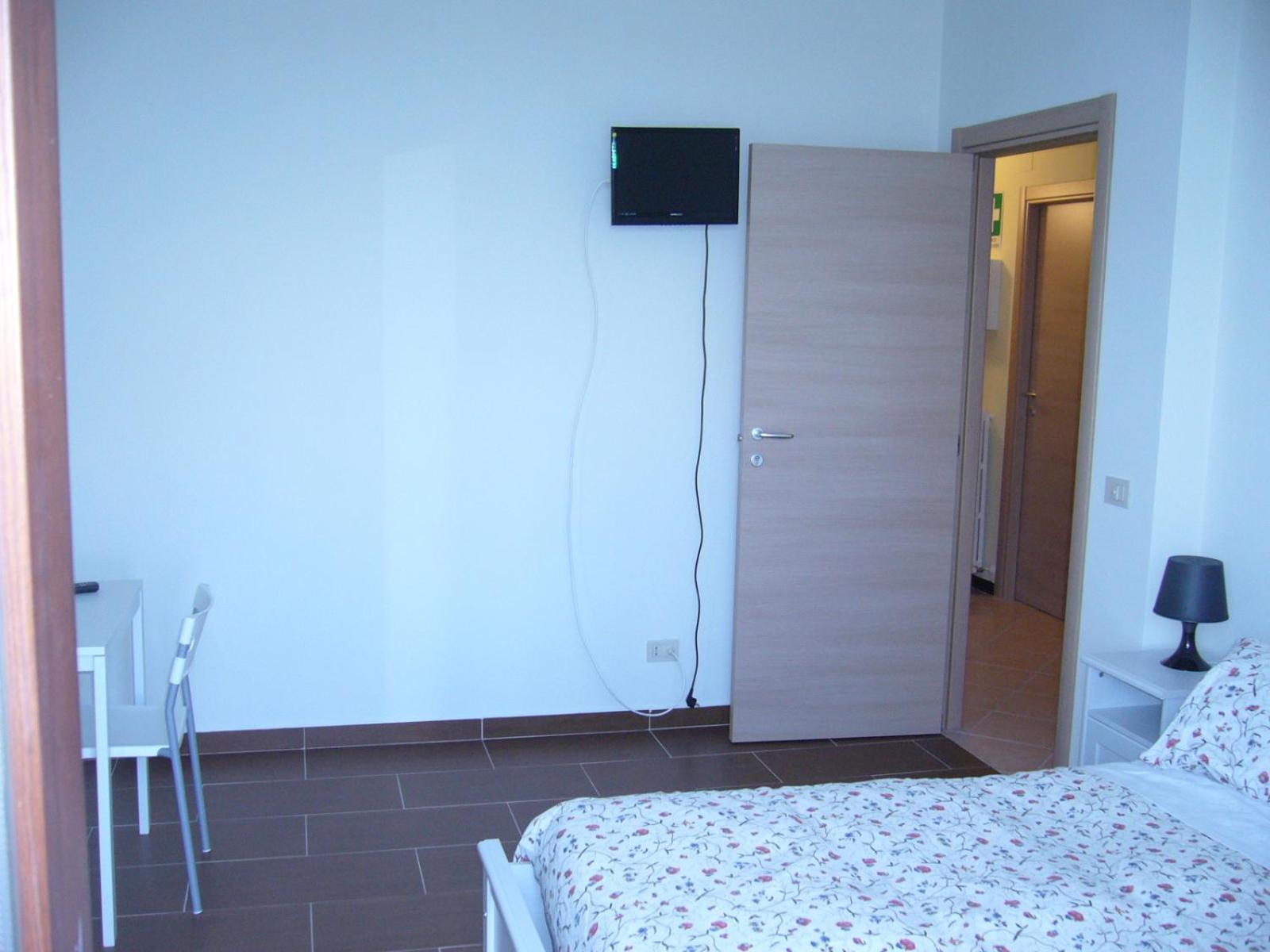 Triple Room with Private External Bathroom photo 3