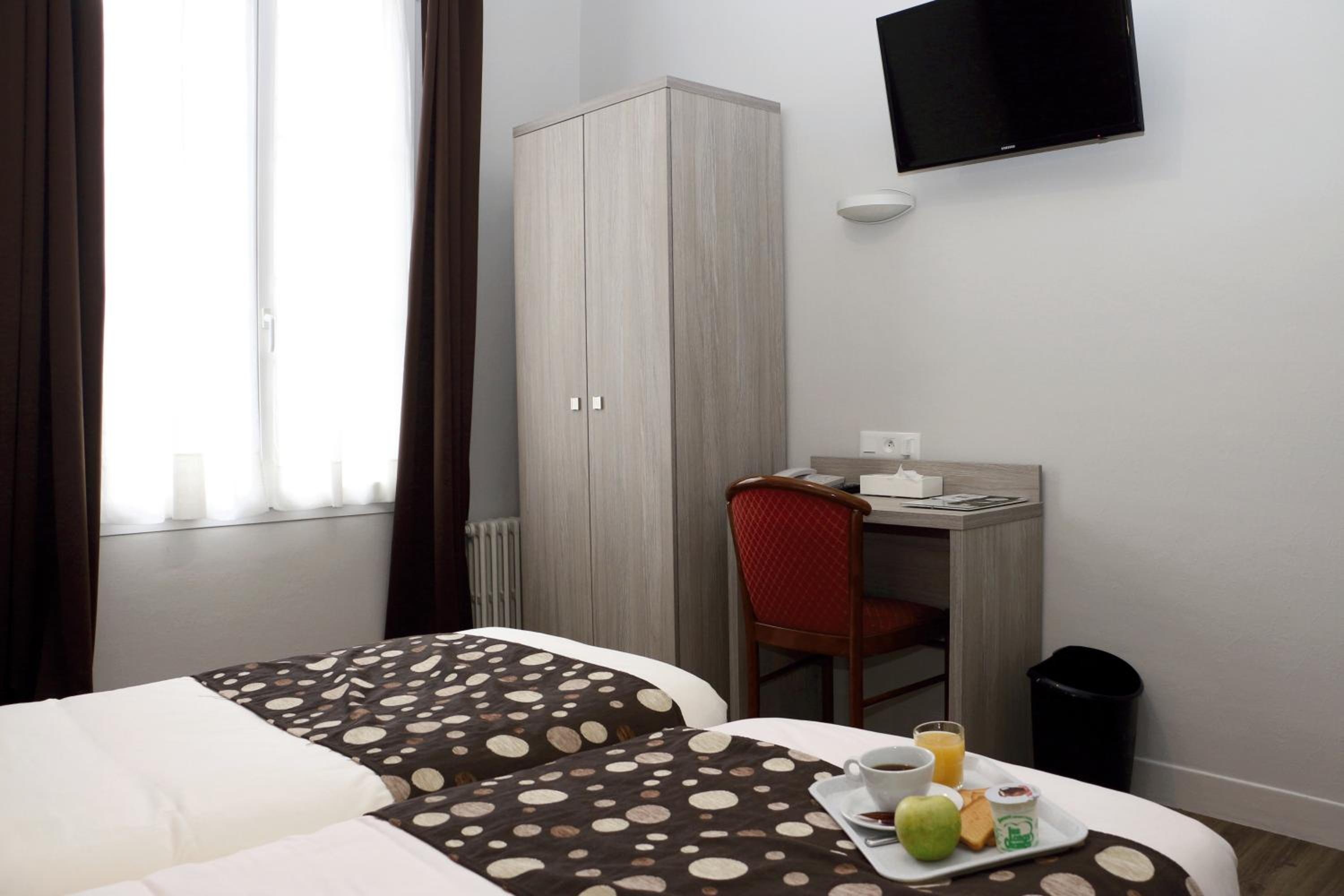 Classic Double Room - Photo 4
